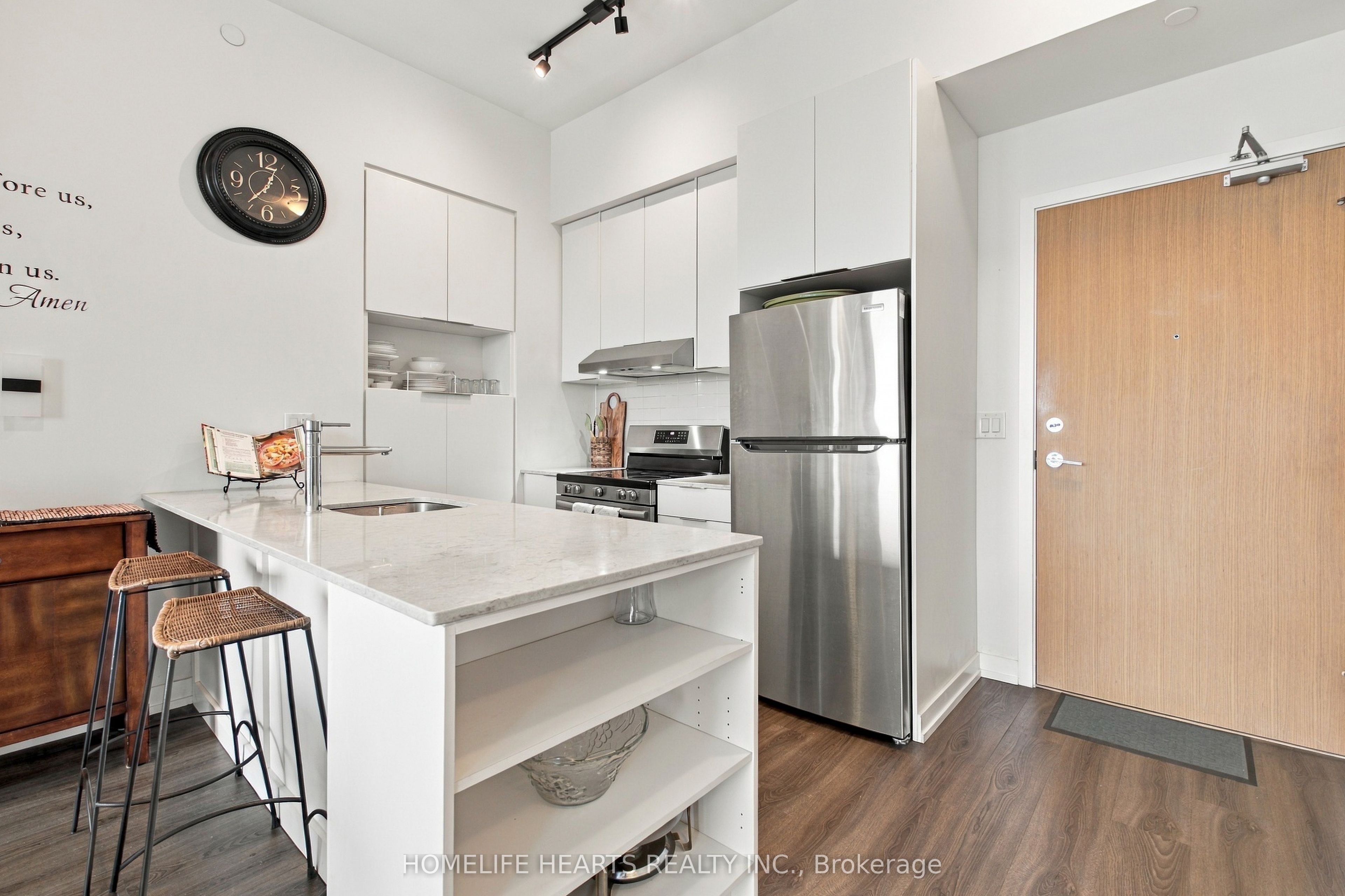 2520 Eglinton Avenue W 1412 Property Photo 9