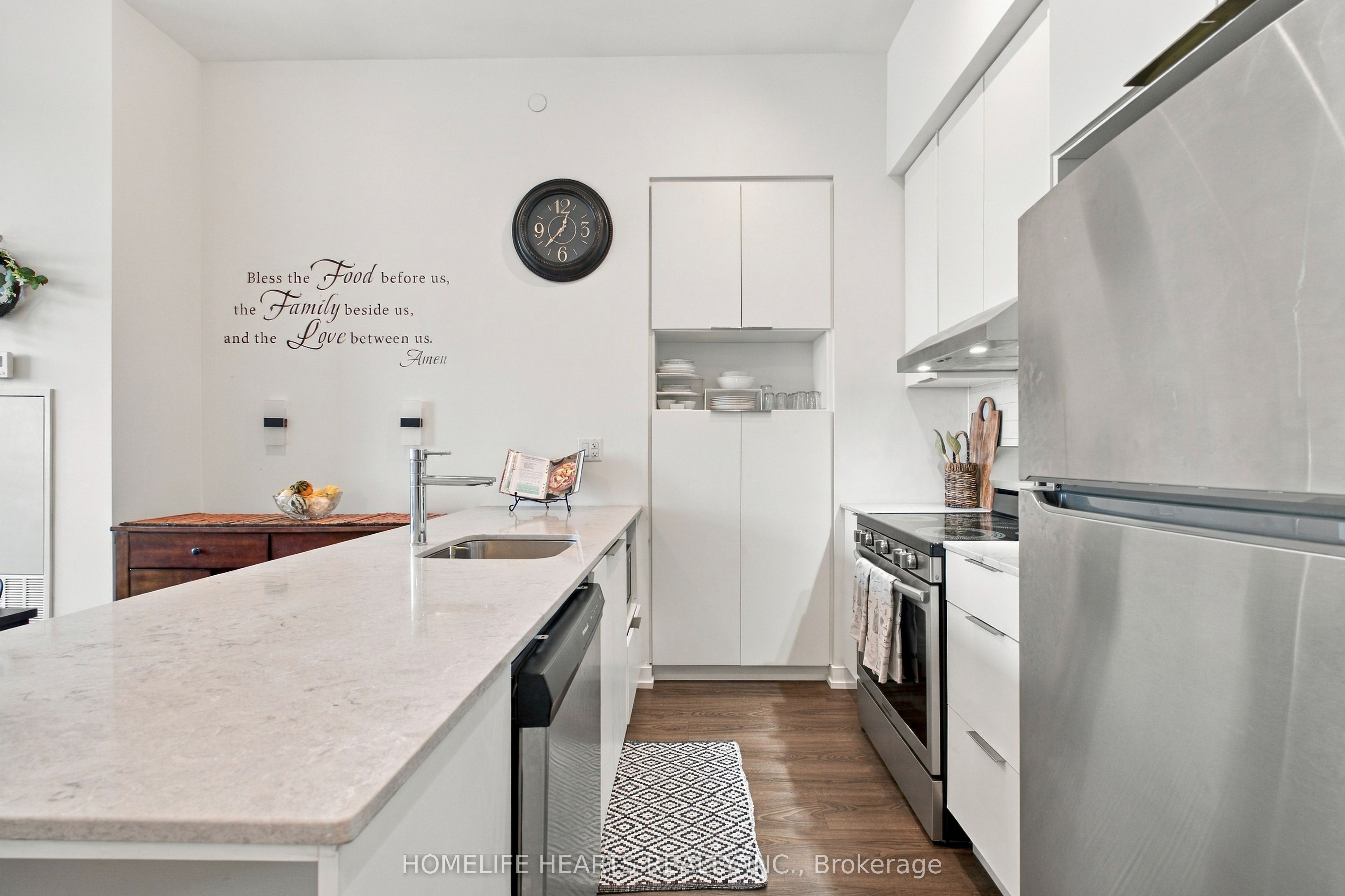 2520 Eglinton Avenue W 1412 Property Photo 11