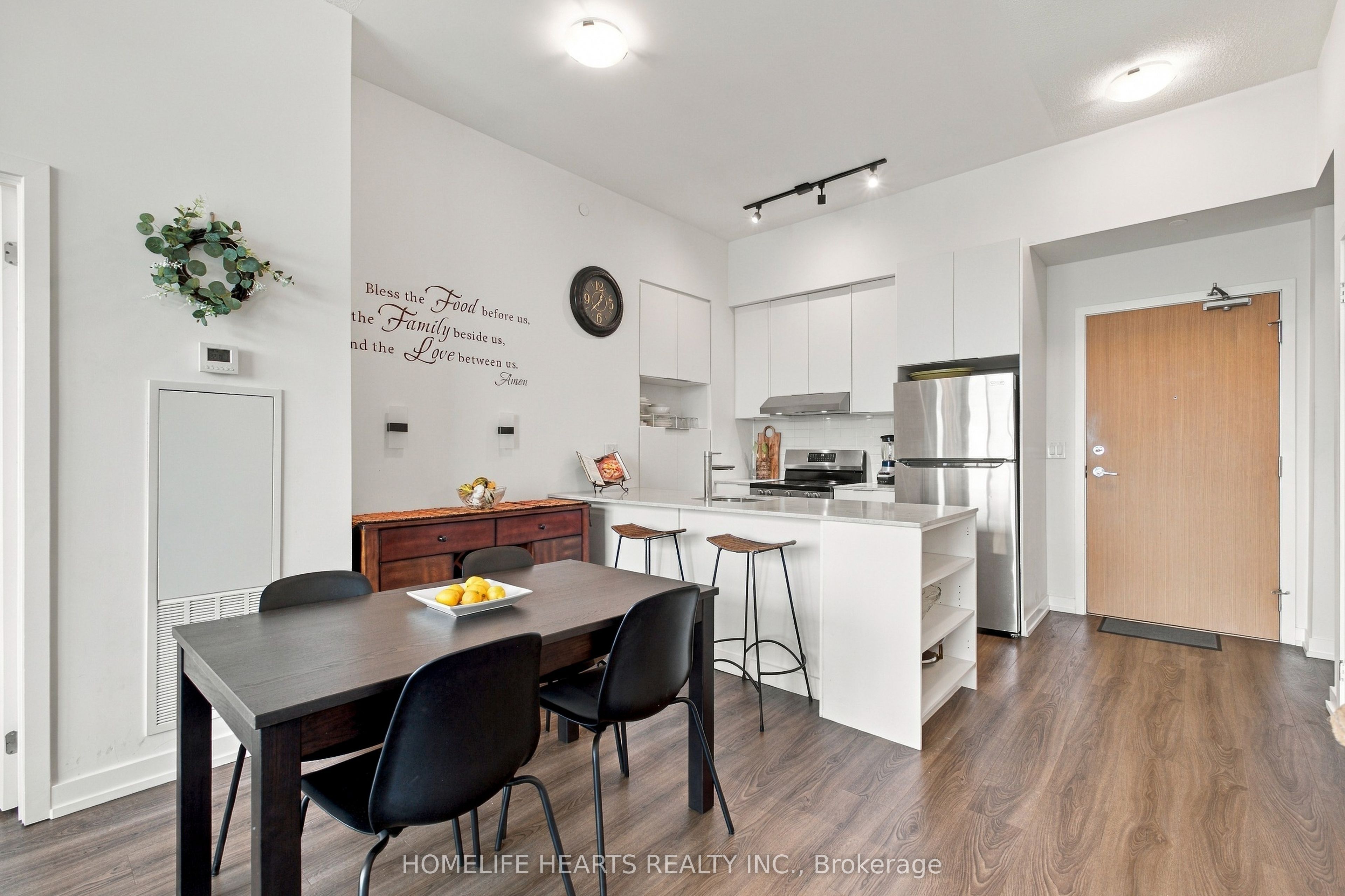 2520 Eglinton Avenue W 1412 Property Photo 16