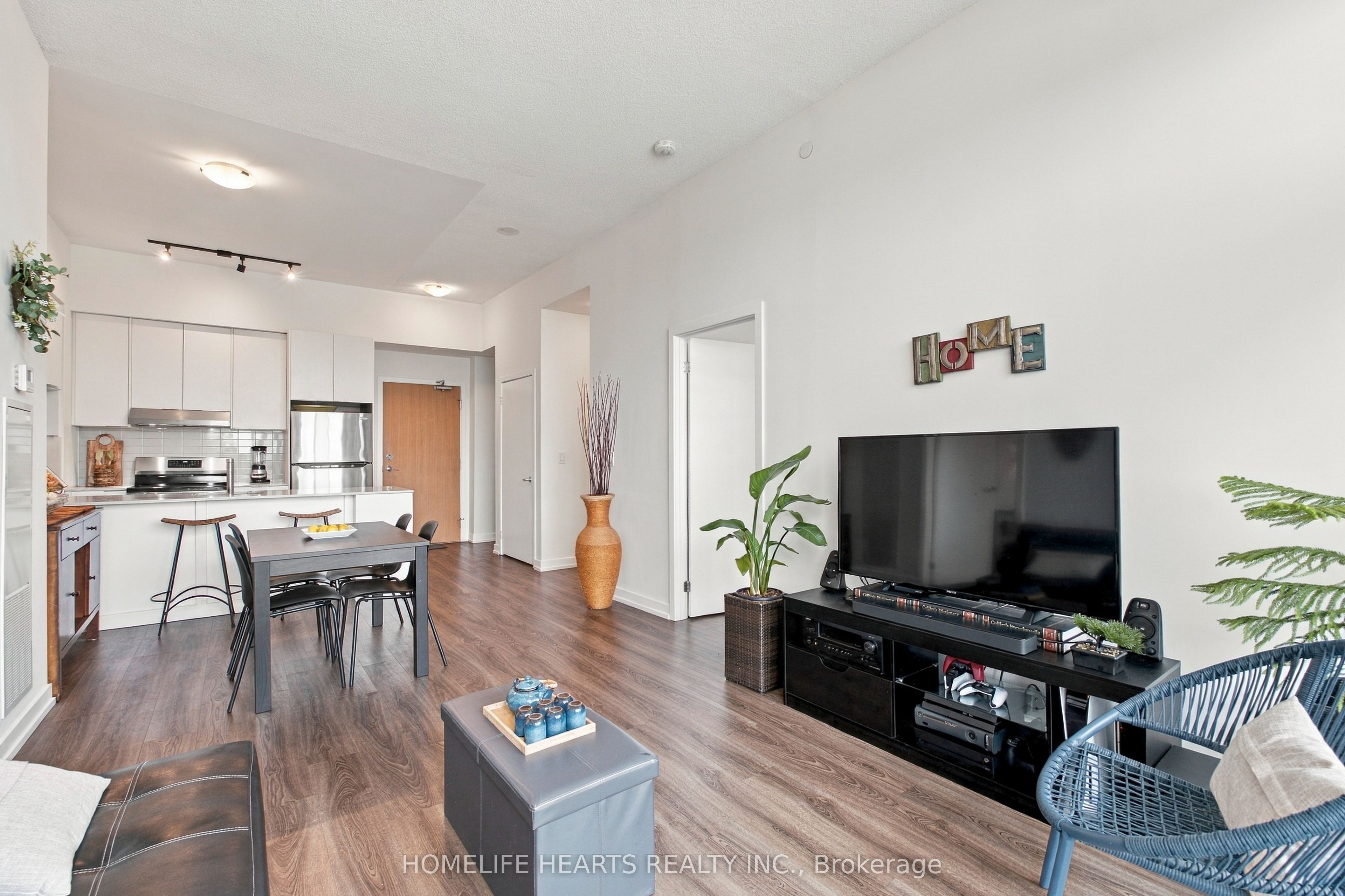 2520 Eglinton Avenue W 1412 Property Photo 23