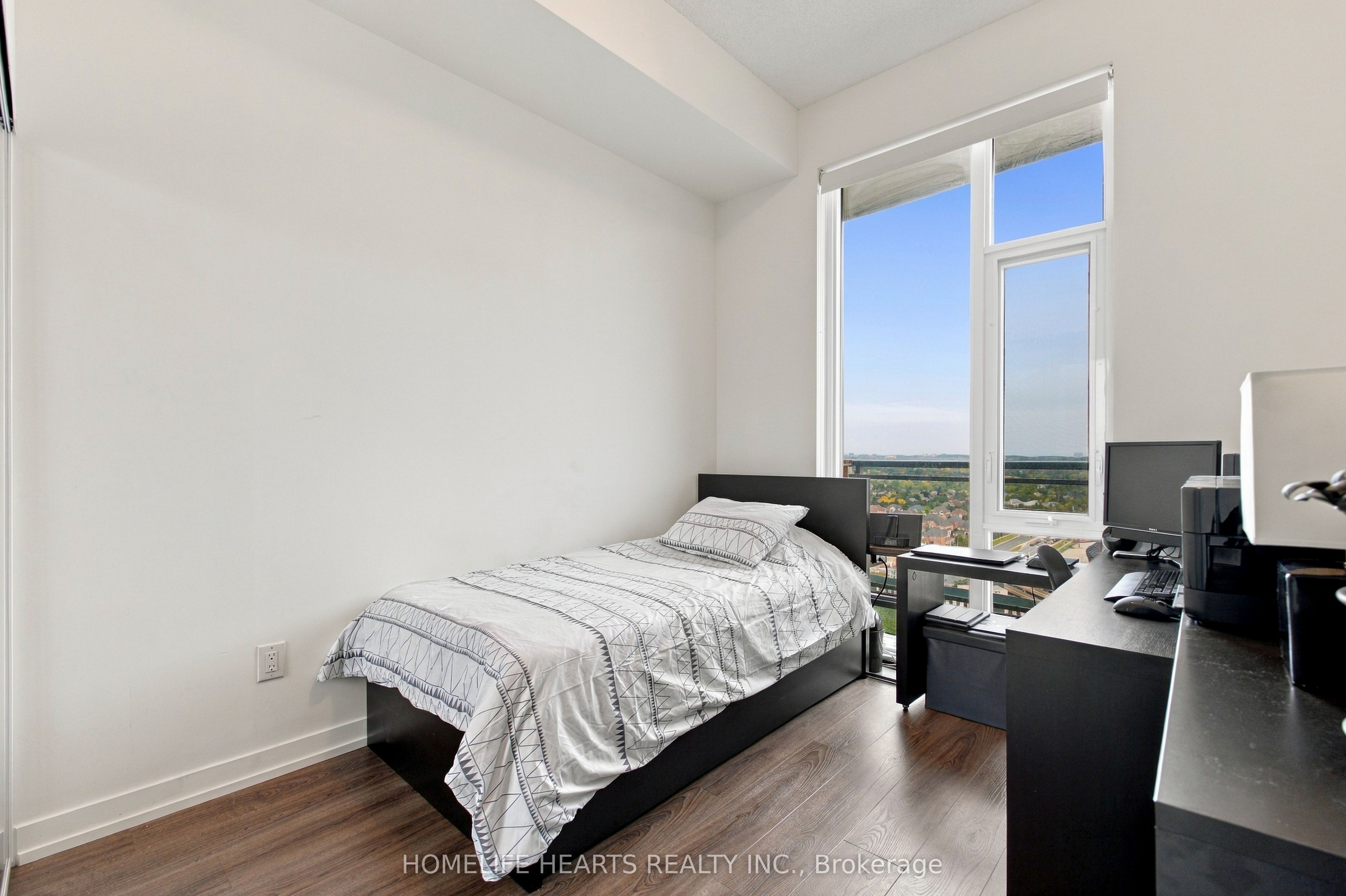 2520 Eglinton Avenue W 1412 Property Photo 25