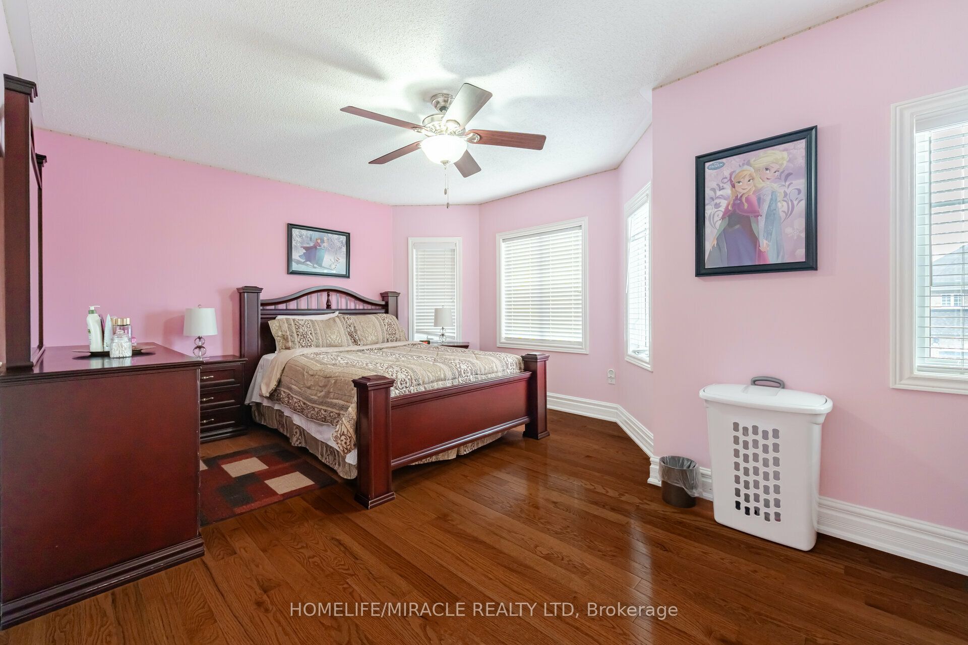 21 Summershade Street Property Photo 28