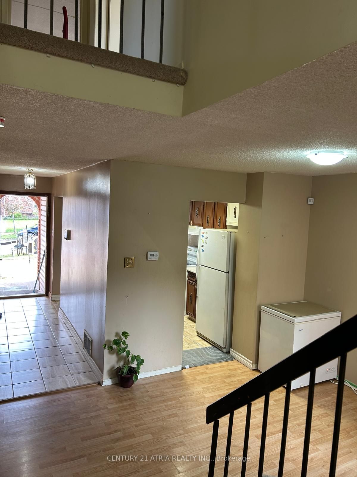 6 Lindridge Avenue Property Photo 5