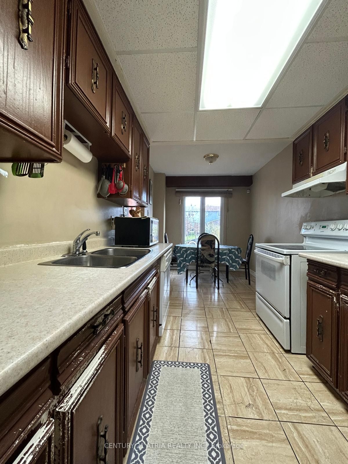 6 Lindridge Avenue Property Photo 6