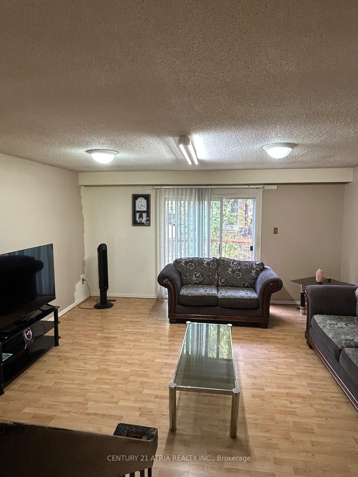 6 Lindridge Avenue Property Photo 7