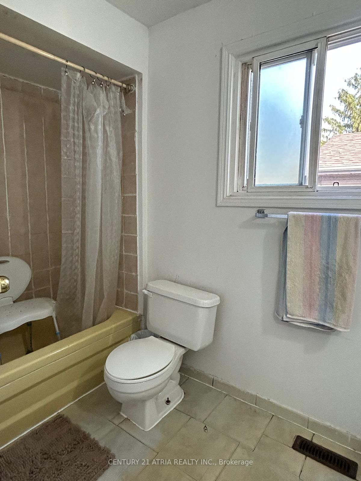 6 Lindridge Avenue Property Photo 10