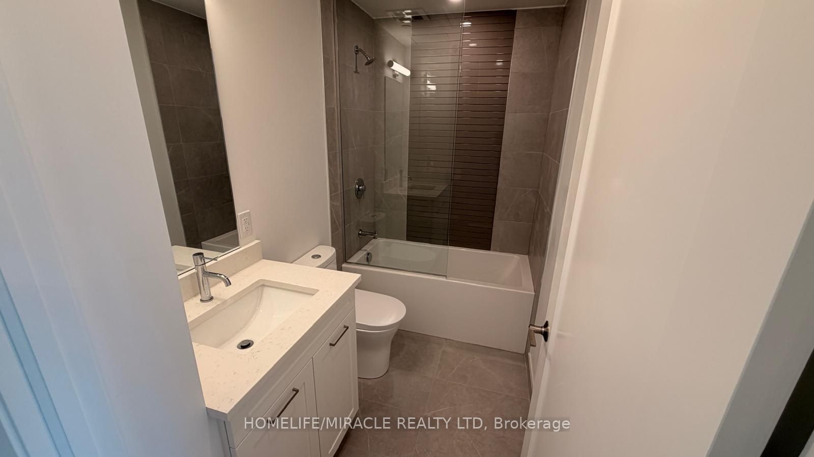 26 Mill Street 318 Property Photo 3