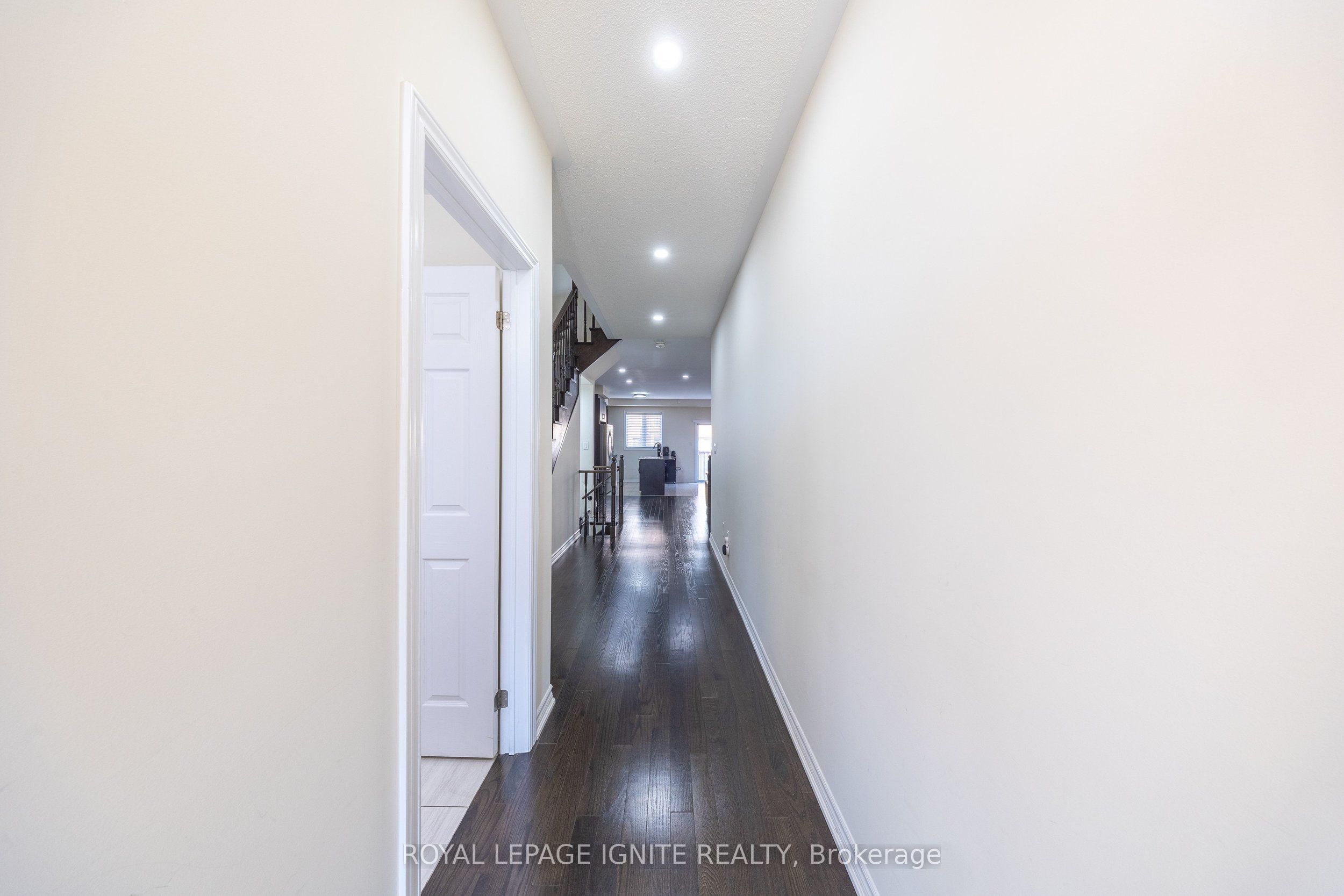 21 Sail Road Property Photo 5