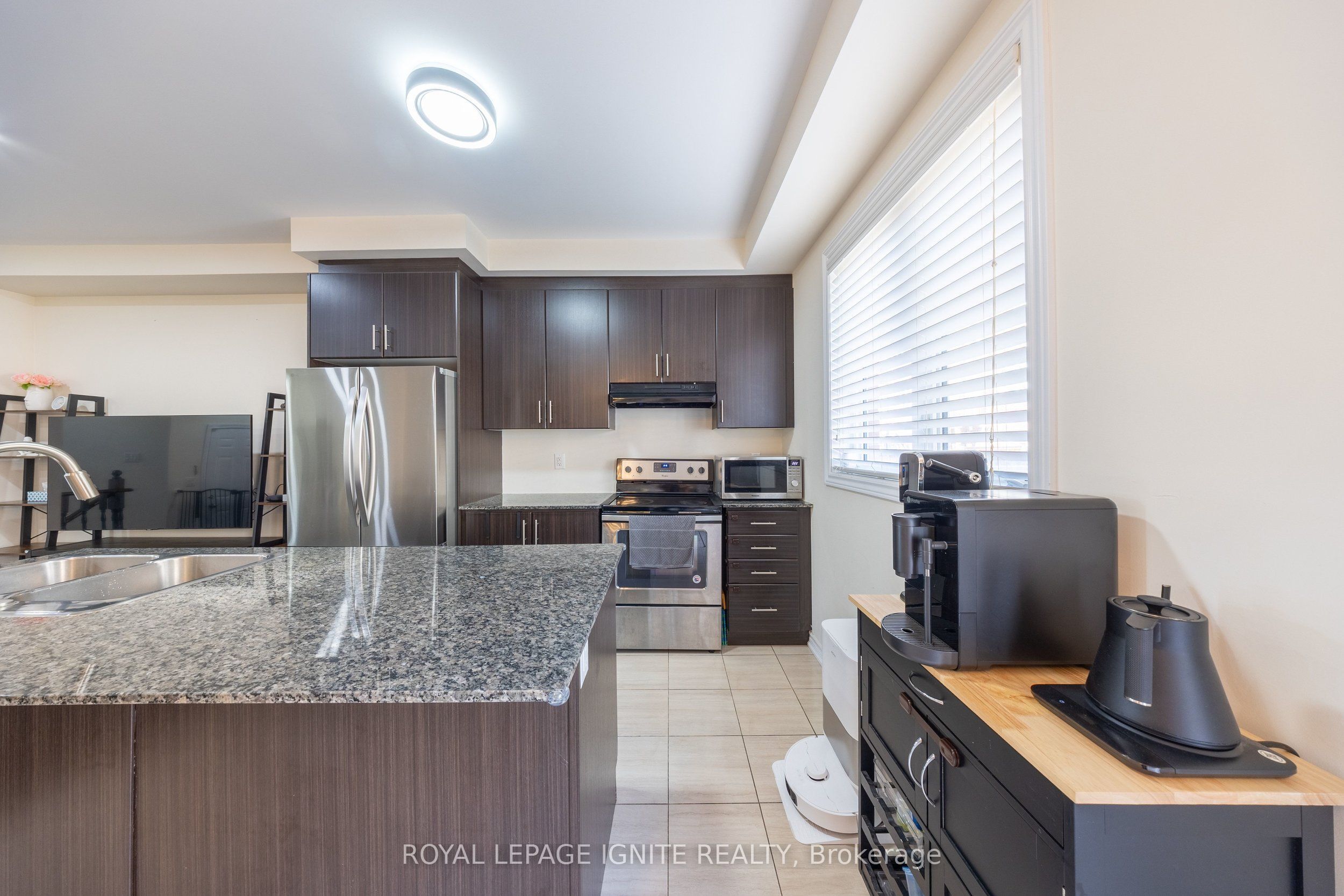 21 Sail Road Property Photo 16