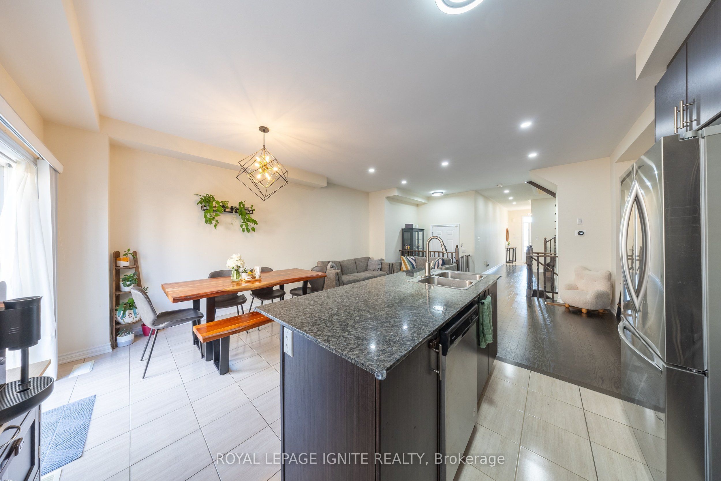 21 Sail Road Property Photo 17