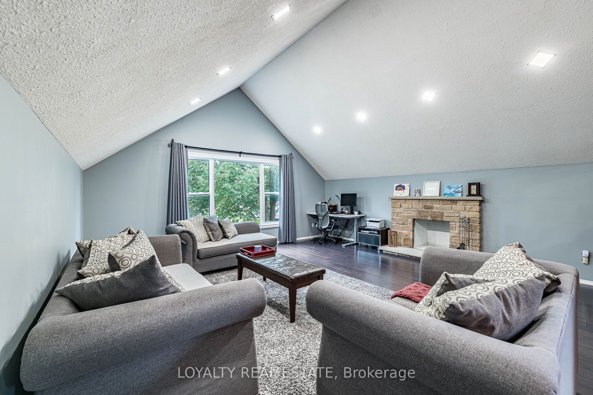 52 Newcastle Crescent Property Photo 12