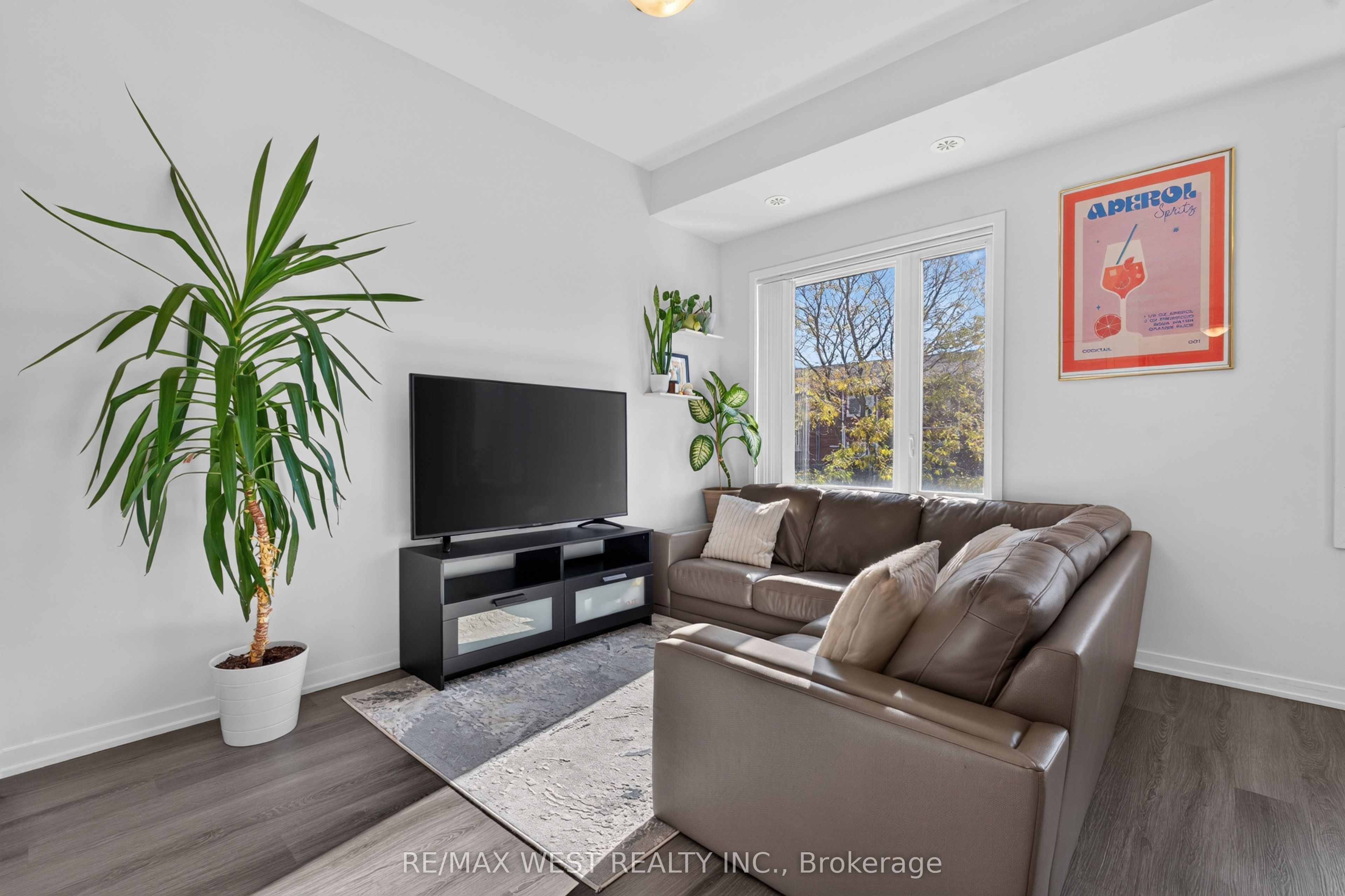 5 William Jackson Way 68 Property Photo 2