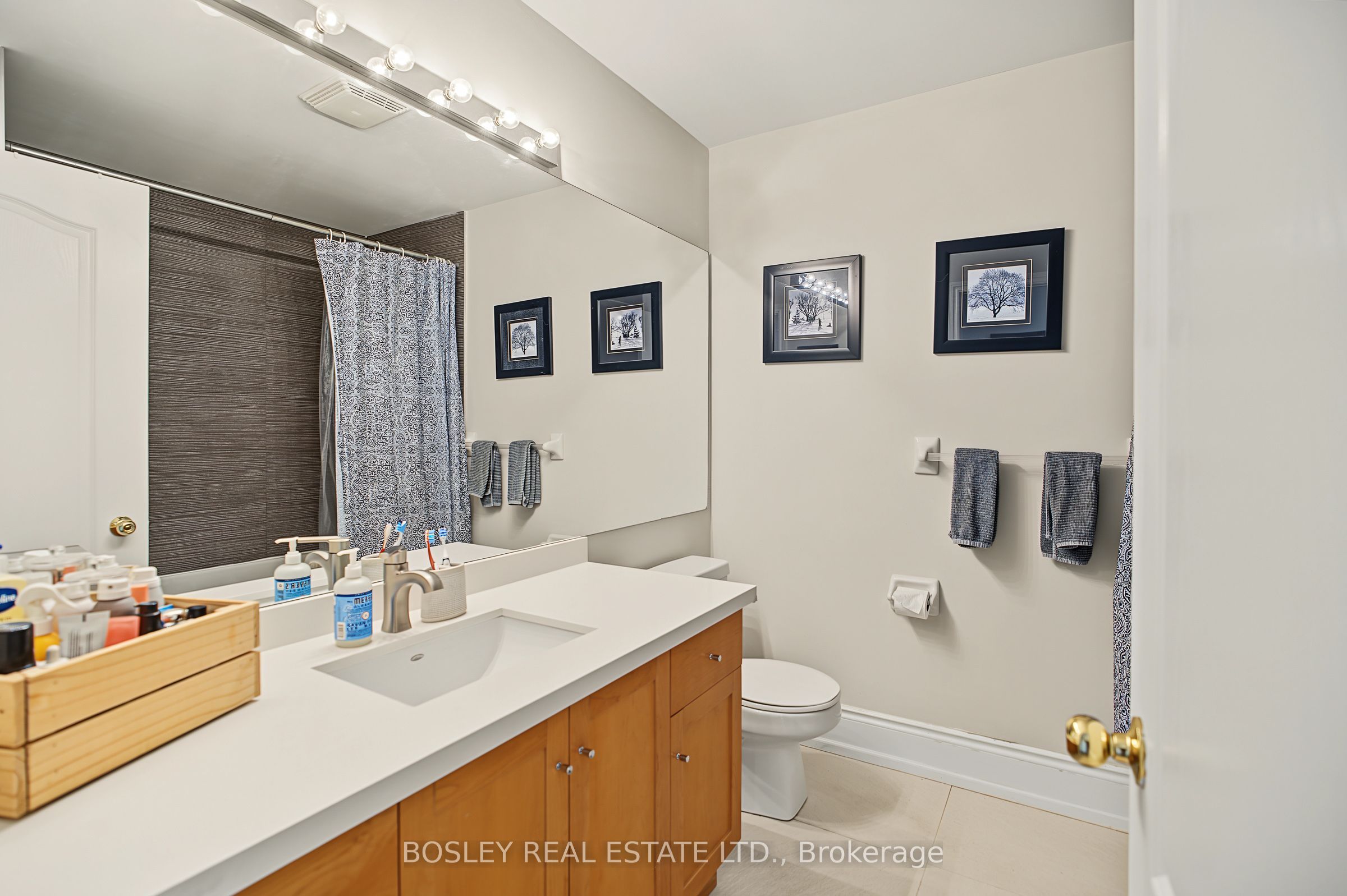 3531 Lake Shore Boulevard W 210 Property Photo 11
