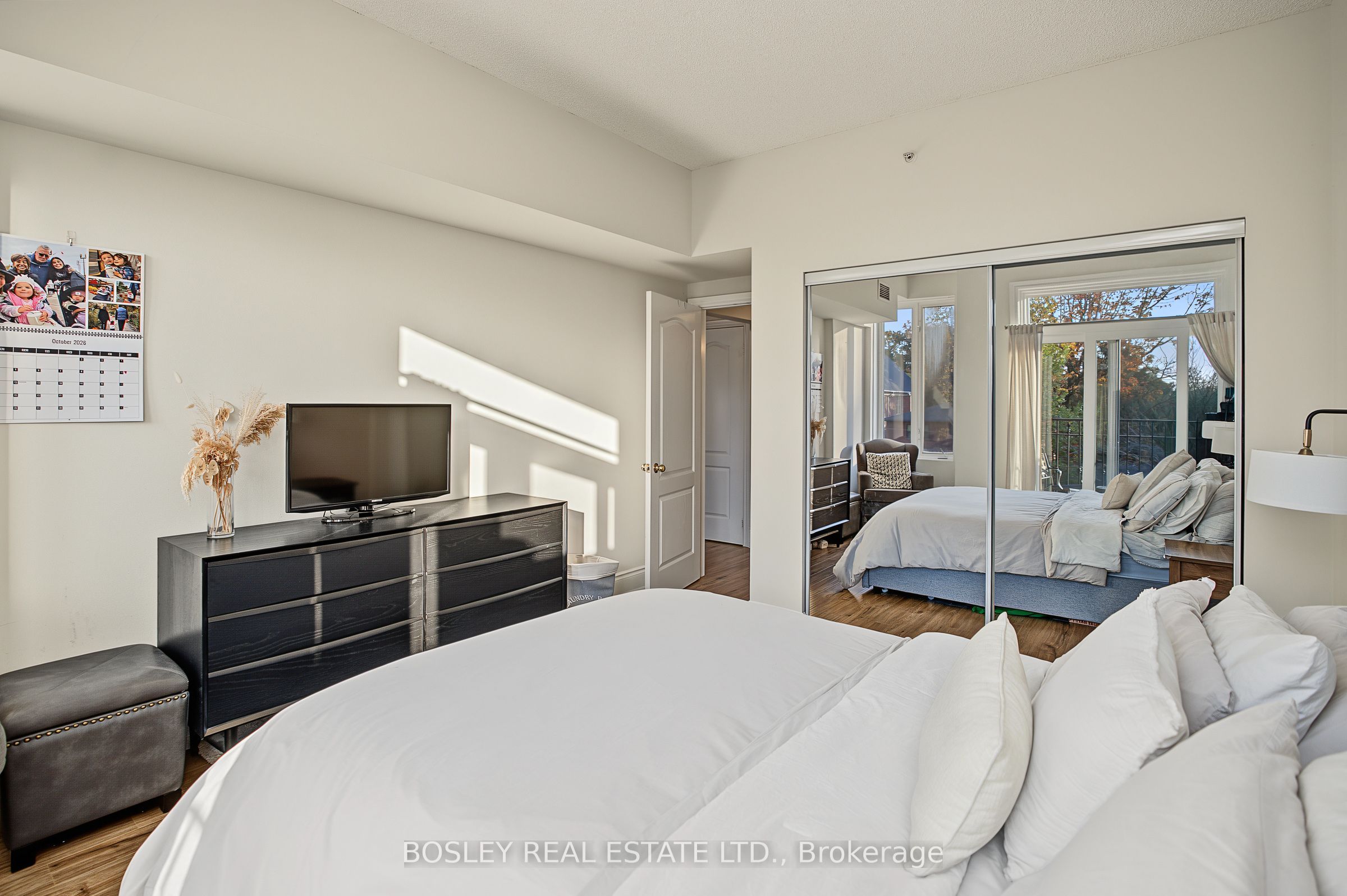 3531 Lake Shore Boulevard W 210 Property Photo 15