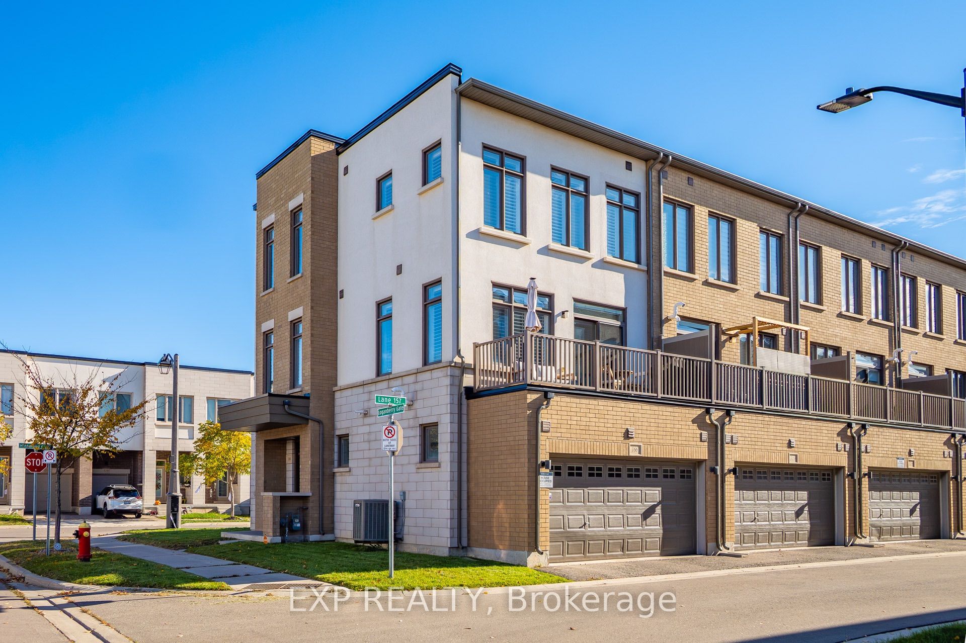 166 Loganberry Gate Property Photo 1