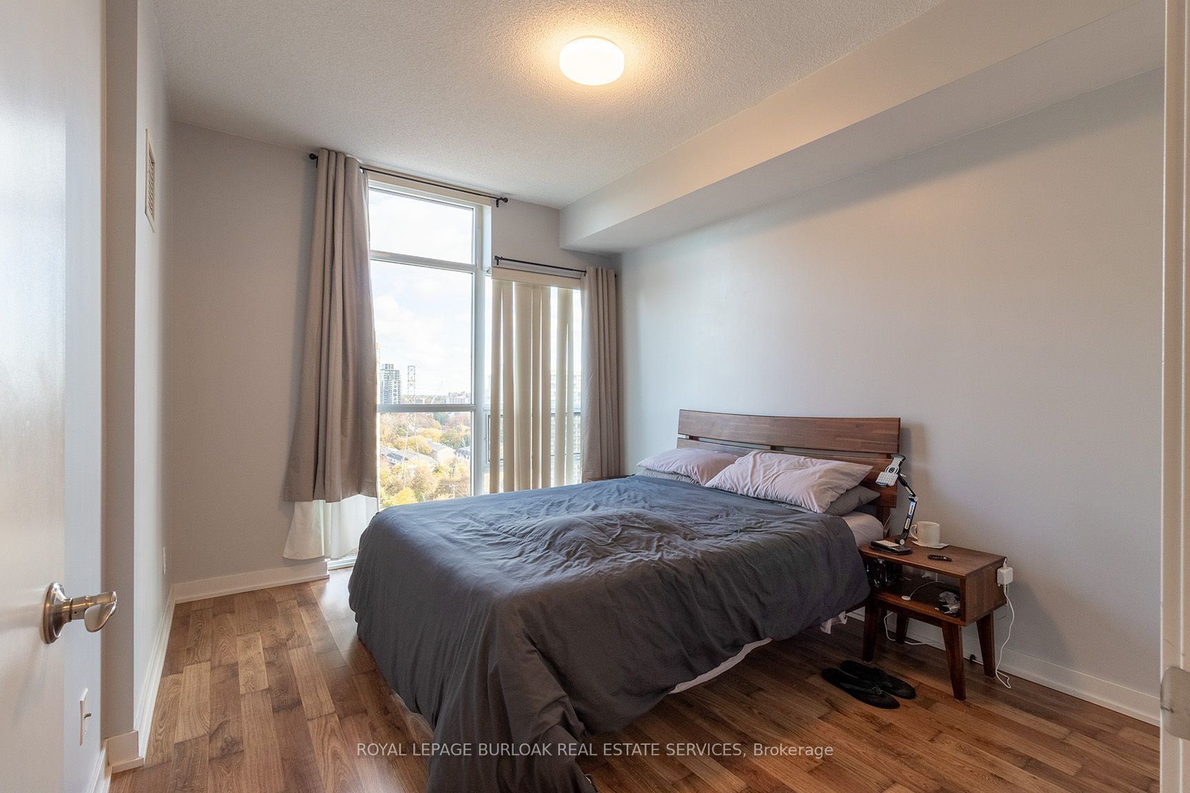 551 Maple Avenue 1408 Property Photo 14