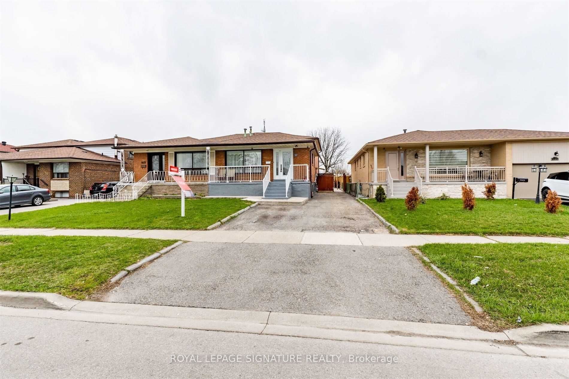 7516 Wrenwood Crescent Main Property Photo 1