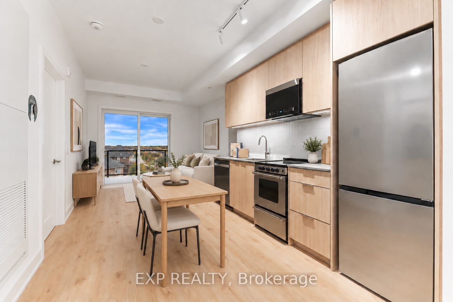 3008 William Cutmore Boulevard 401 Property Photo 1