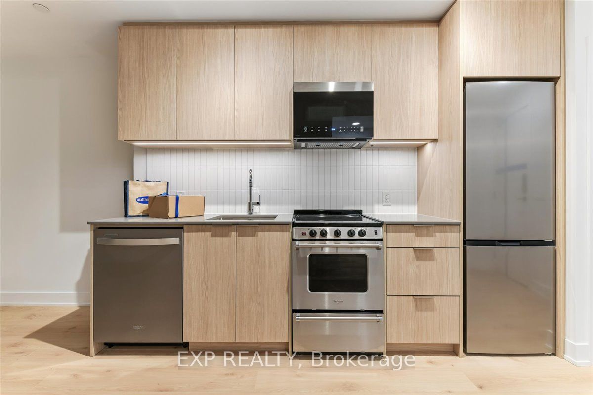 3008 William Cutmore Boulevard 401 Property Photo 10