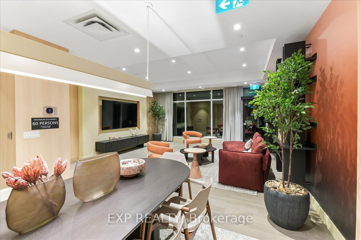 3008 William Cutmore Boulevard 401 Property Photo 24