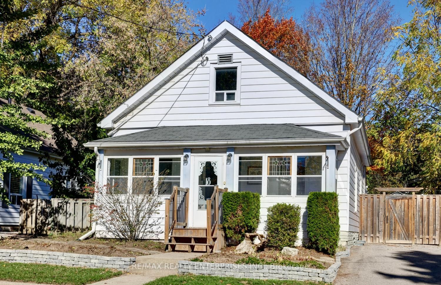 18 Murdock Street Property Photo 1