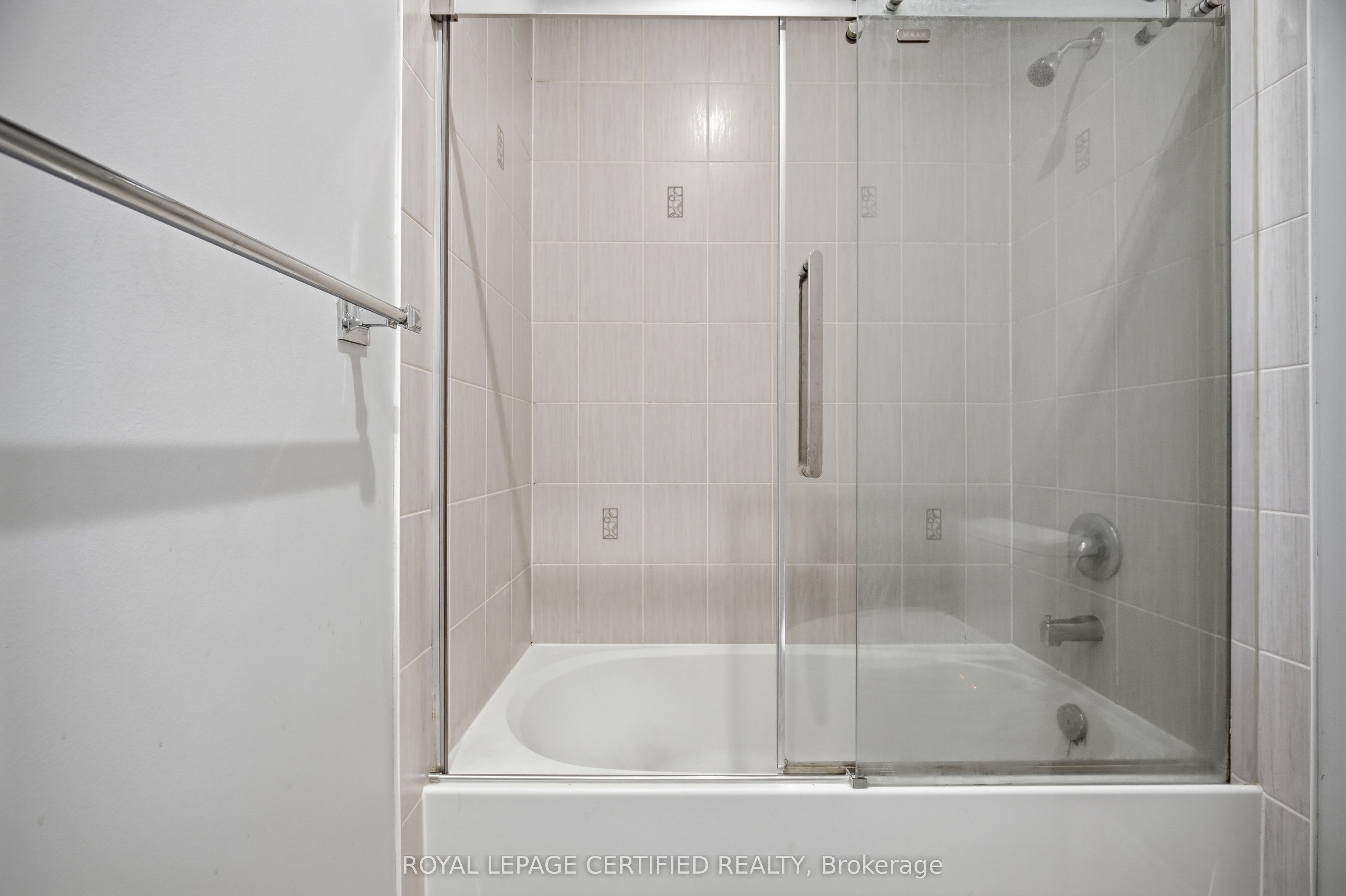 8833 Creditview Road Property Photo 27