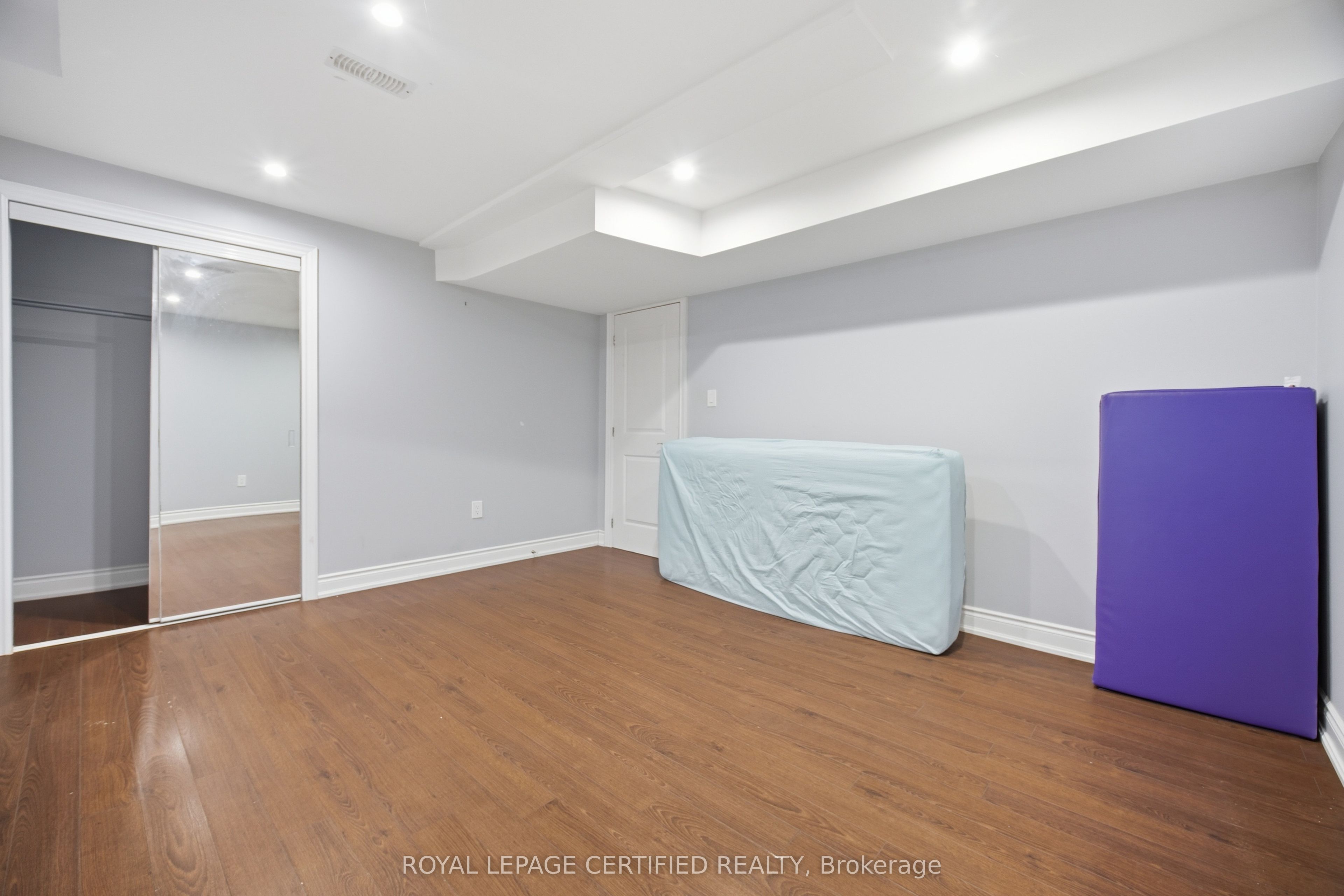8833 Creditview Road Property Photo 42
