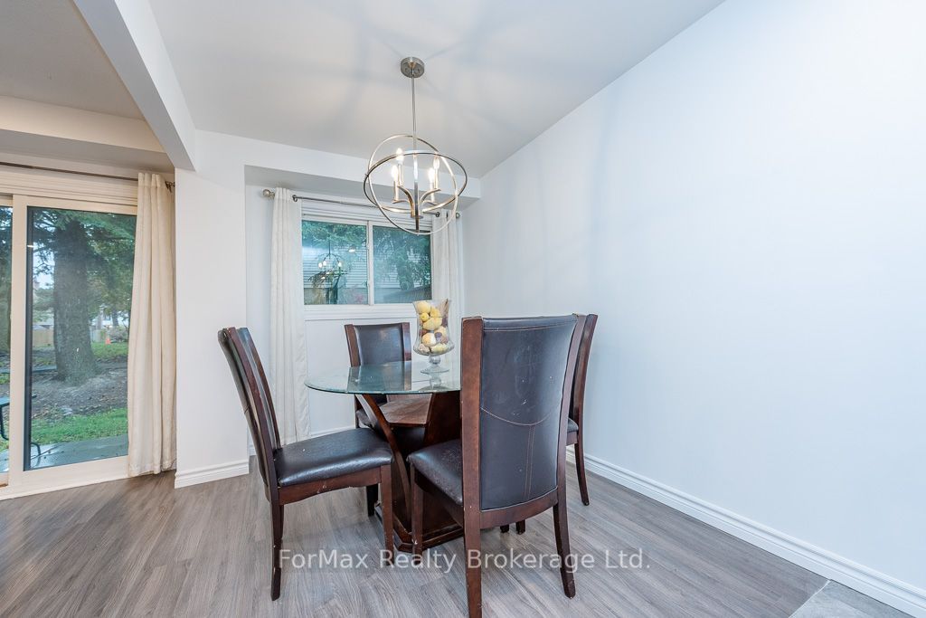 90 Greenwich Circle Property Photo 17