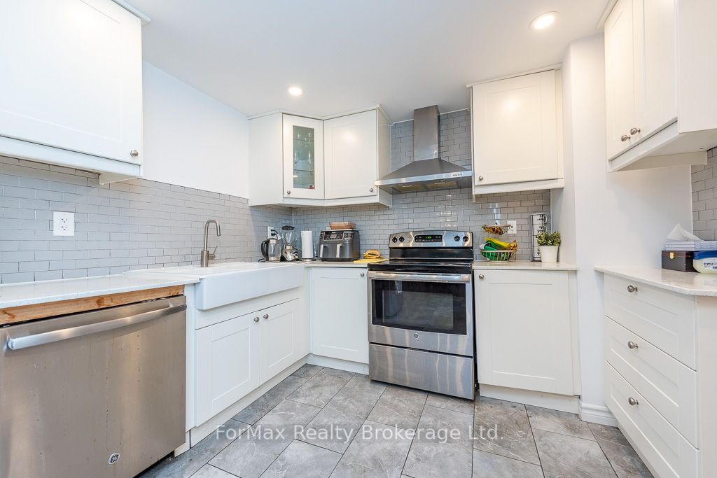 90 Greenwich Circle Property Photo 24