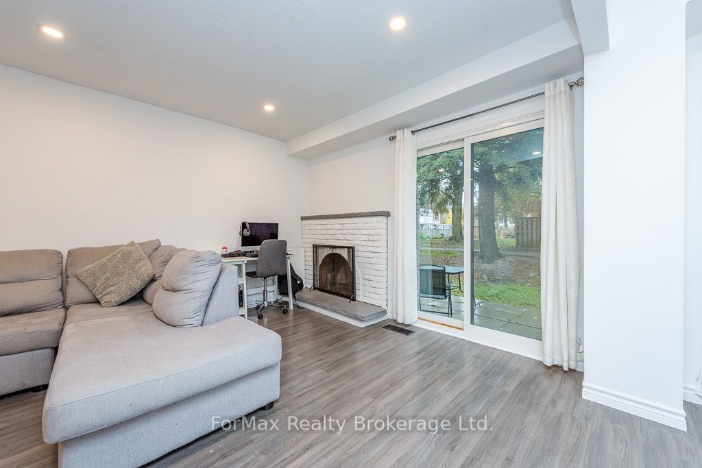 90 Greenwich Circle Property Photo 26