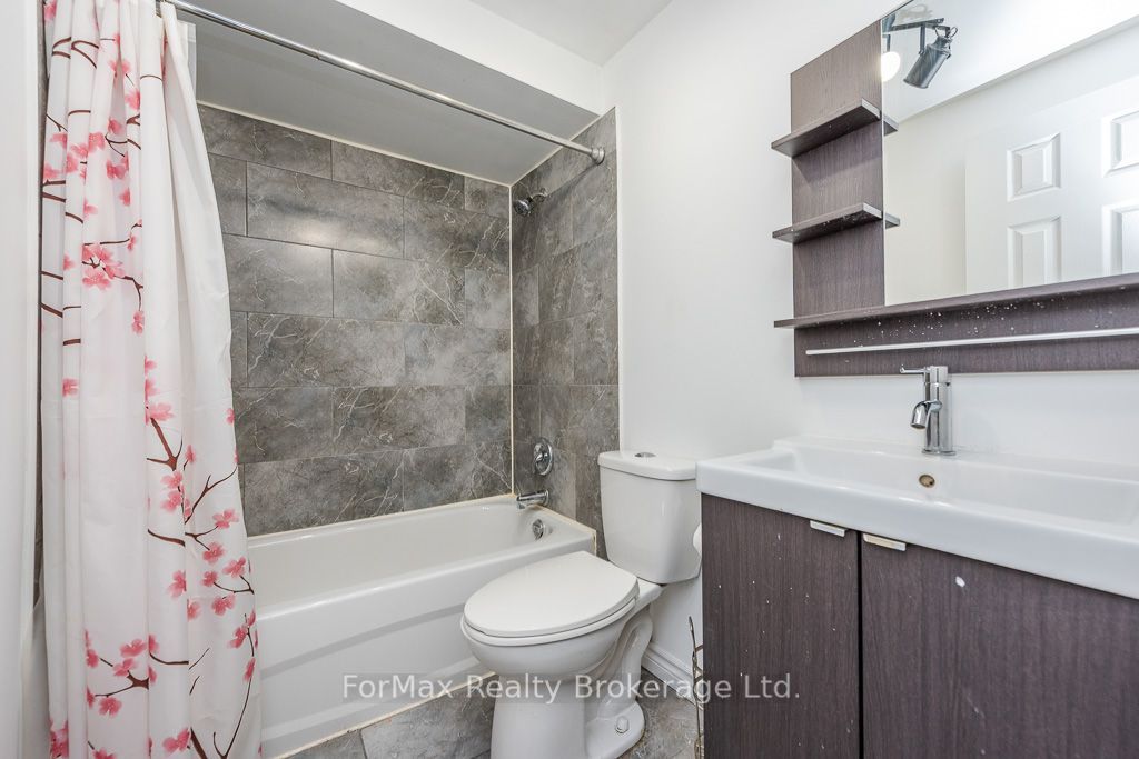 90 Greenwich Circle Property Photo 33