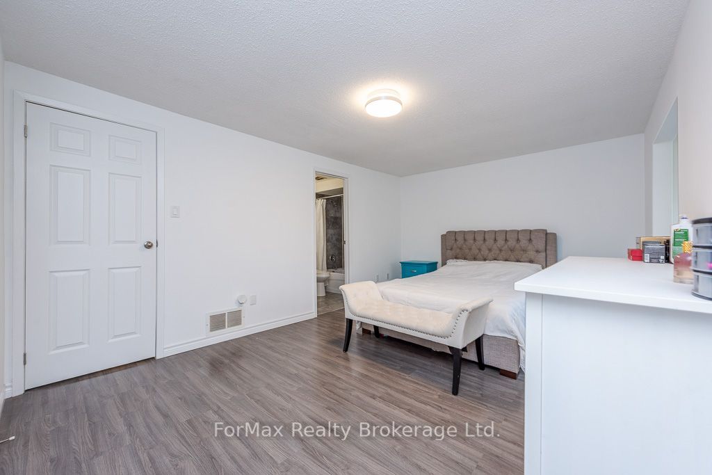 90 Greenwich Circle Property Photo 41