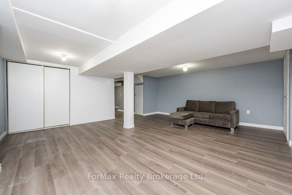 90 Greenwich Circle Property Photo 47