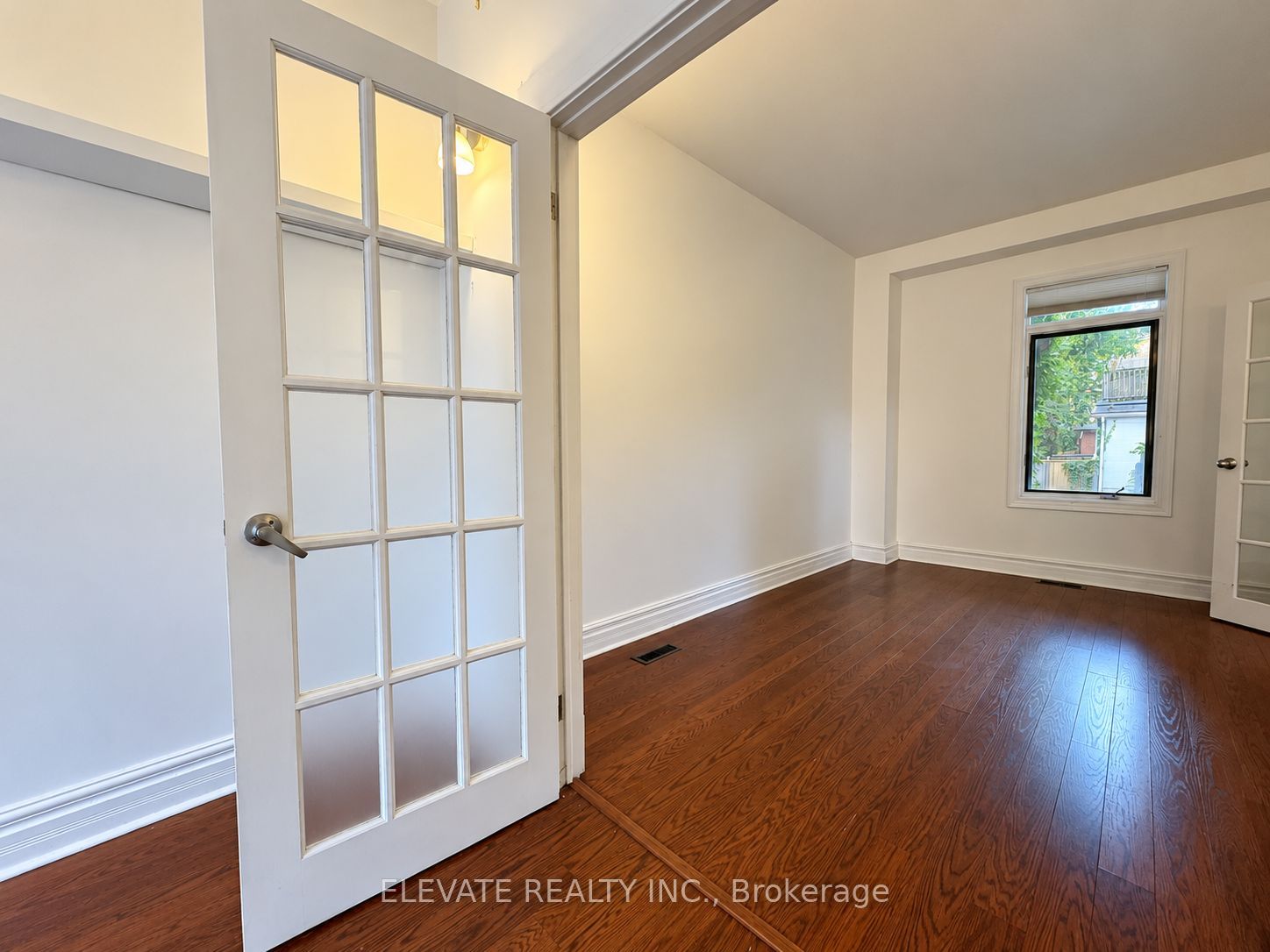 256 Keele Street 1 Property Photo 5