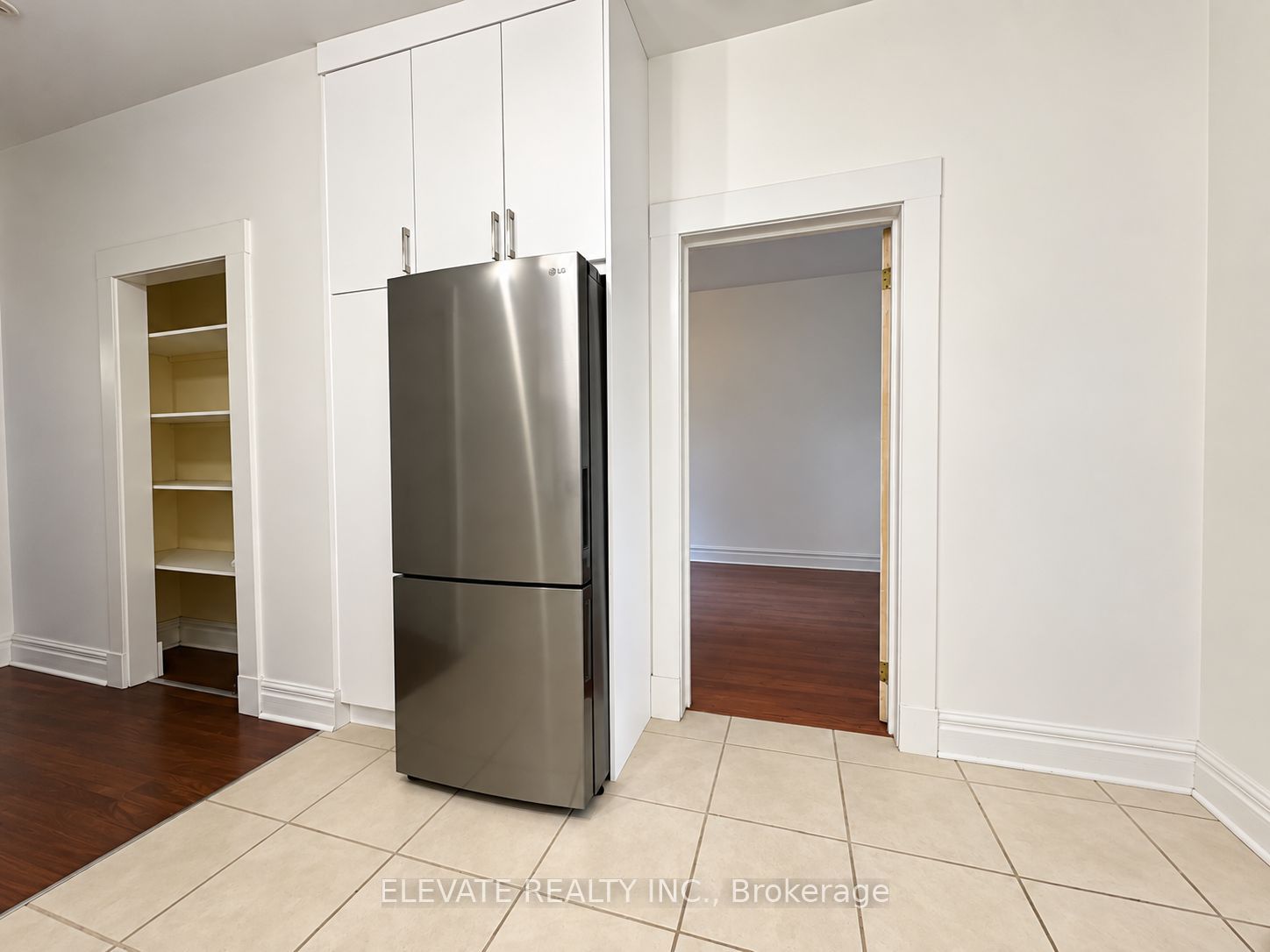 256 Keele Street 1 Property Photo 6