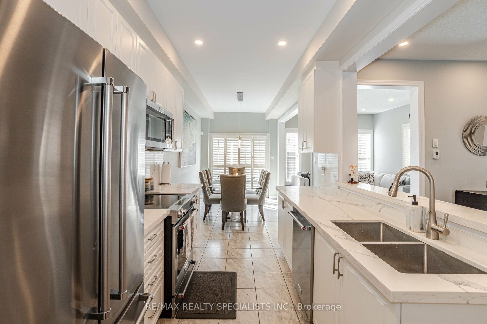 93 Yardley Crescent Property Photo 11