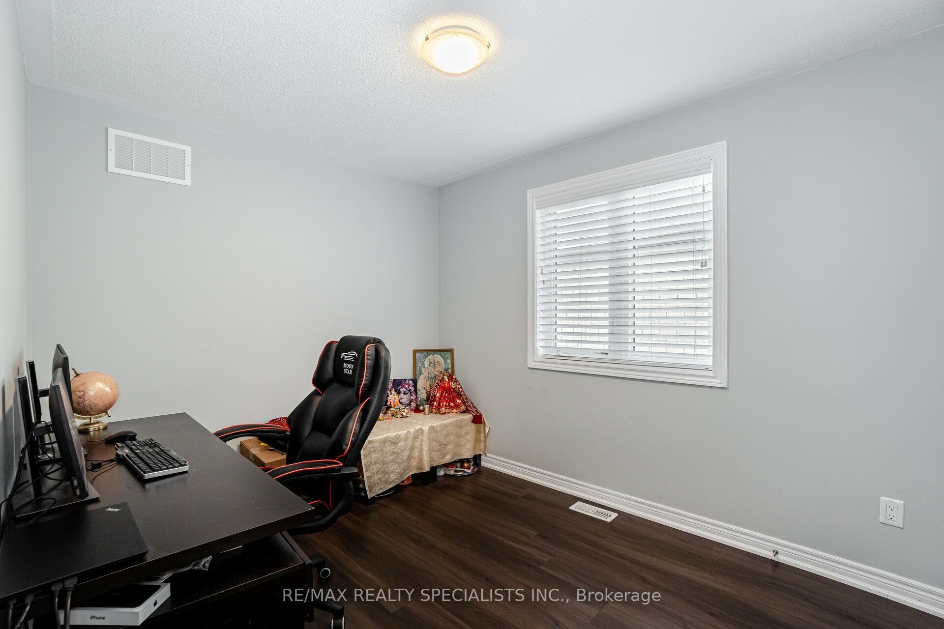 93 Yardley Crescent Property Photo 32