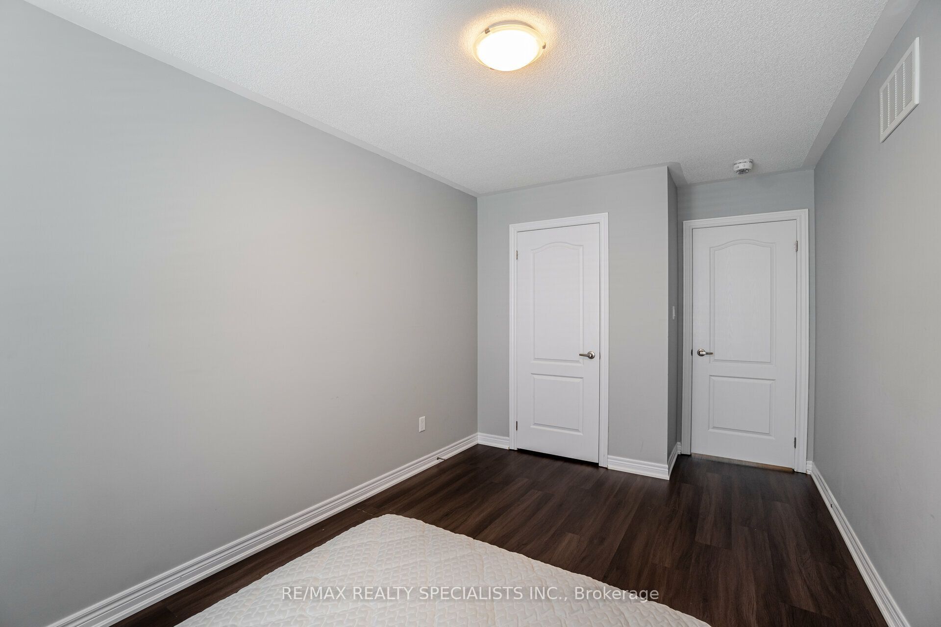 93 Yardley Crescent Property Photo 36