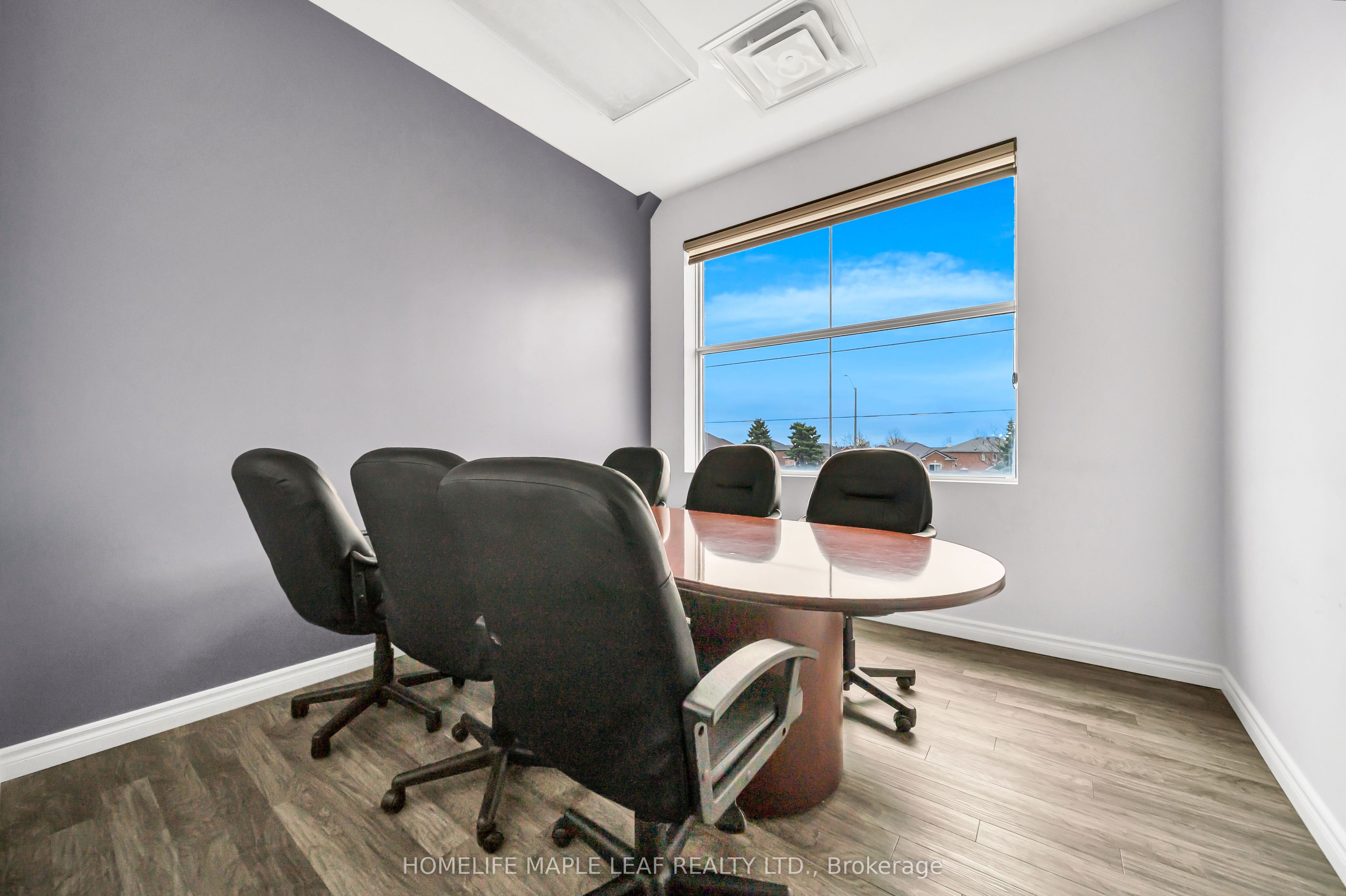 5 Brisdale Drive 214 Property Photo 12