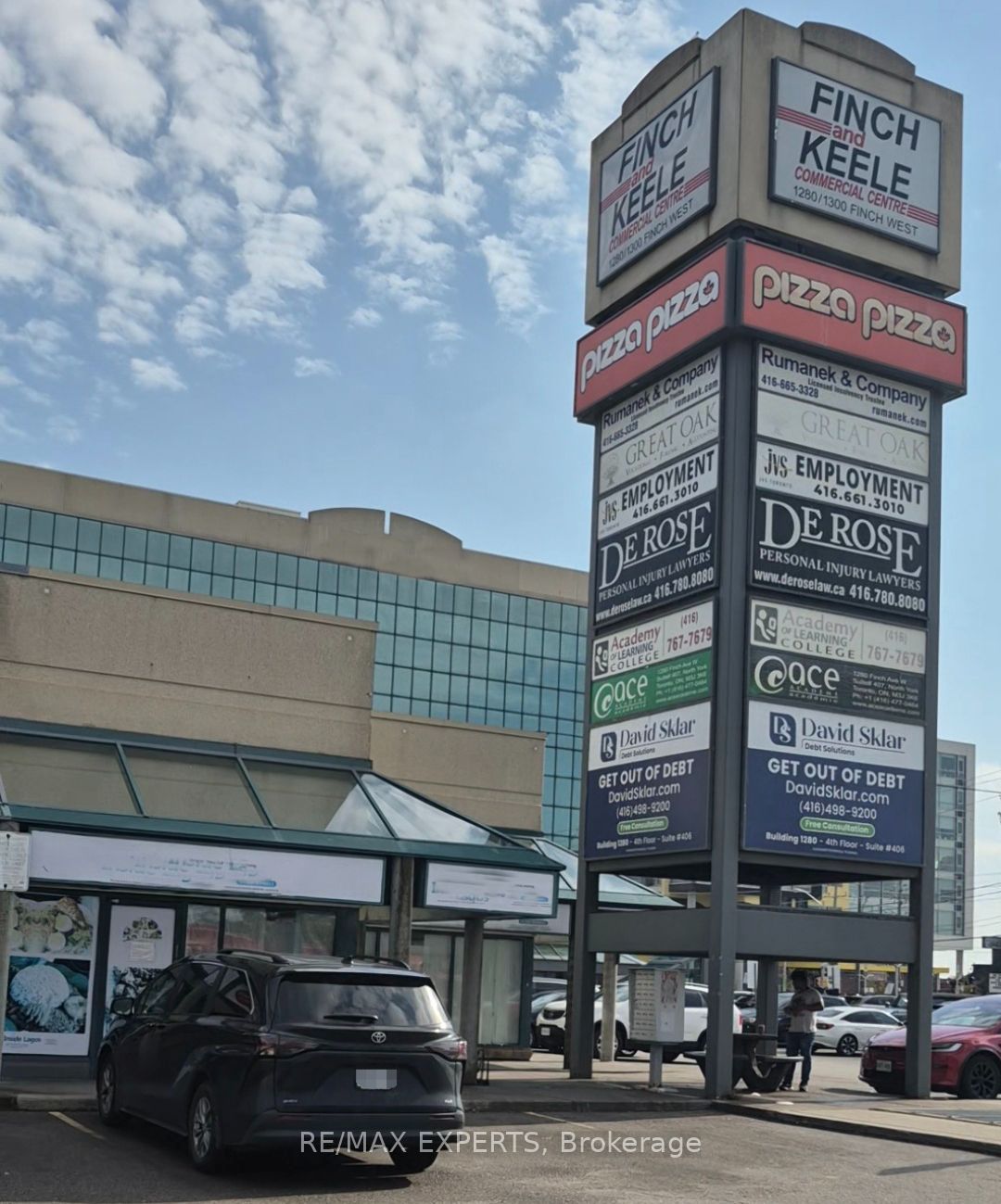 1300 Finch Avenue W 33 Property Photo 3