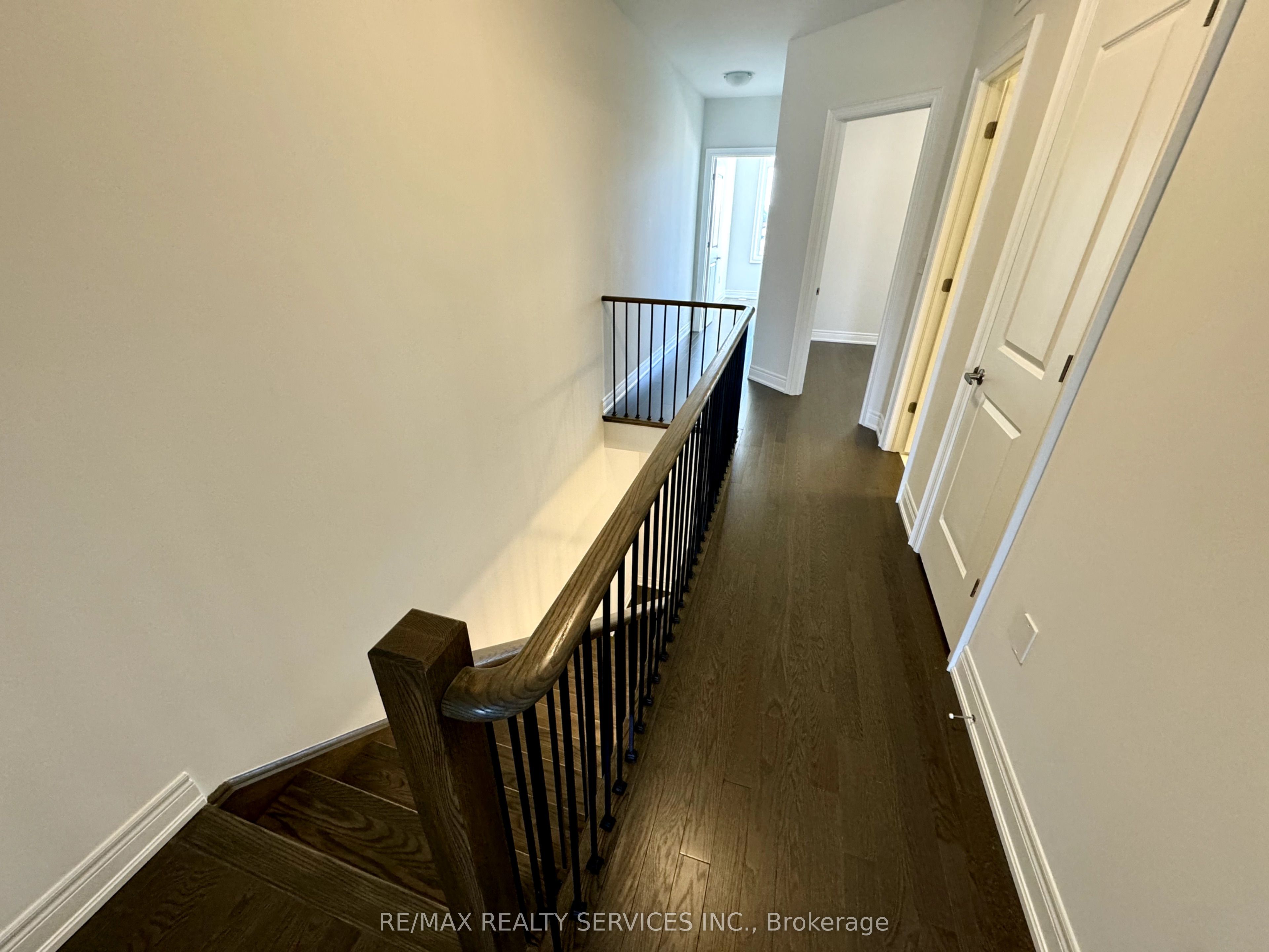 385 Inspire Boulevard Property Photo 27