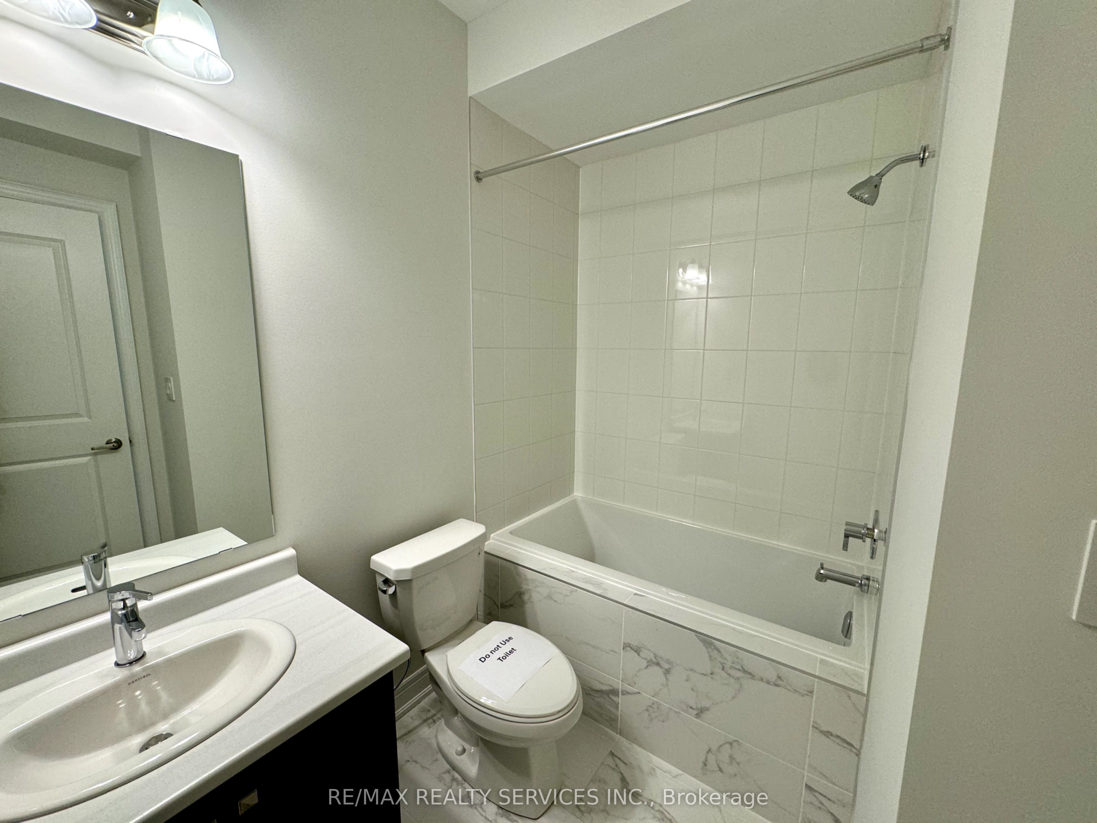 385 Inspire Boulevard Property Photo 28