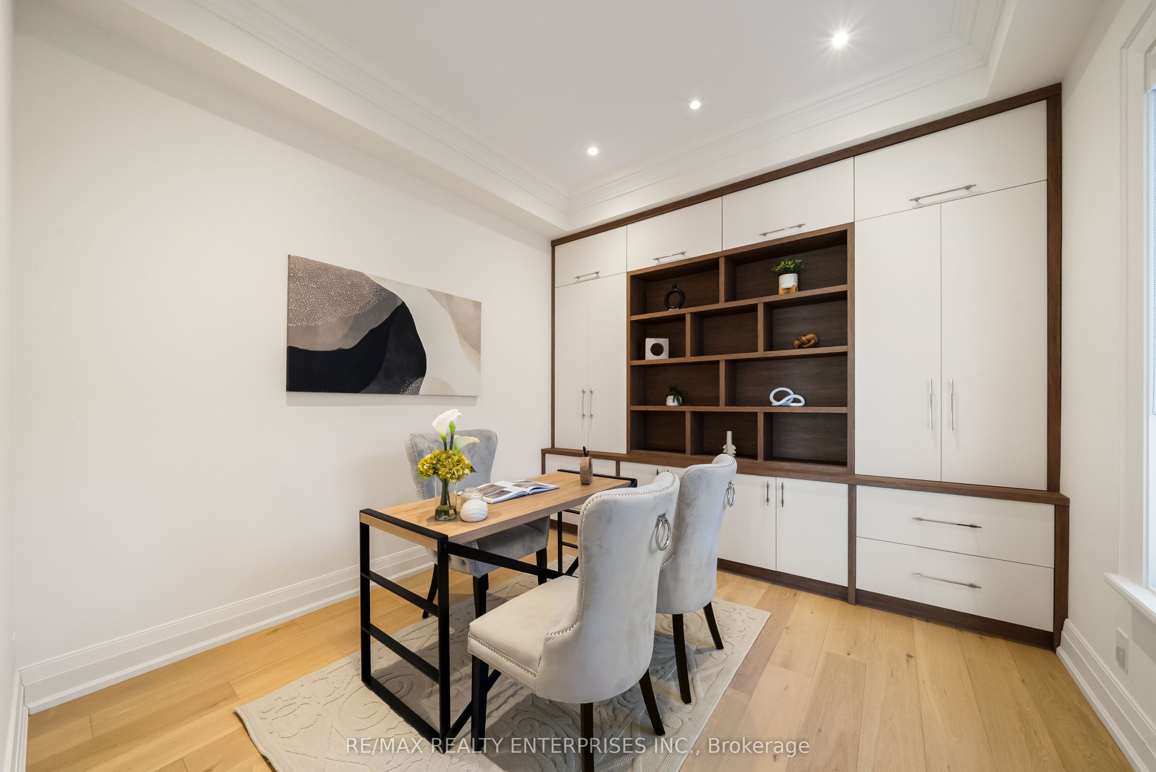 43 Ben Machree Drive Property Photo 11