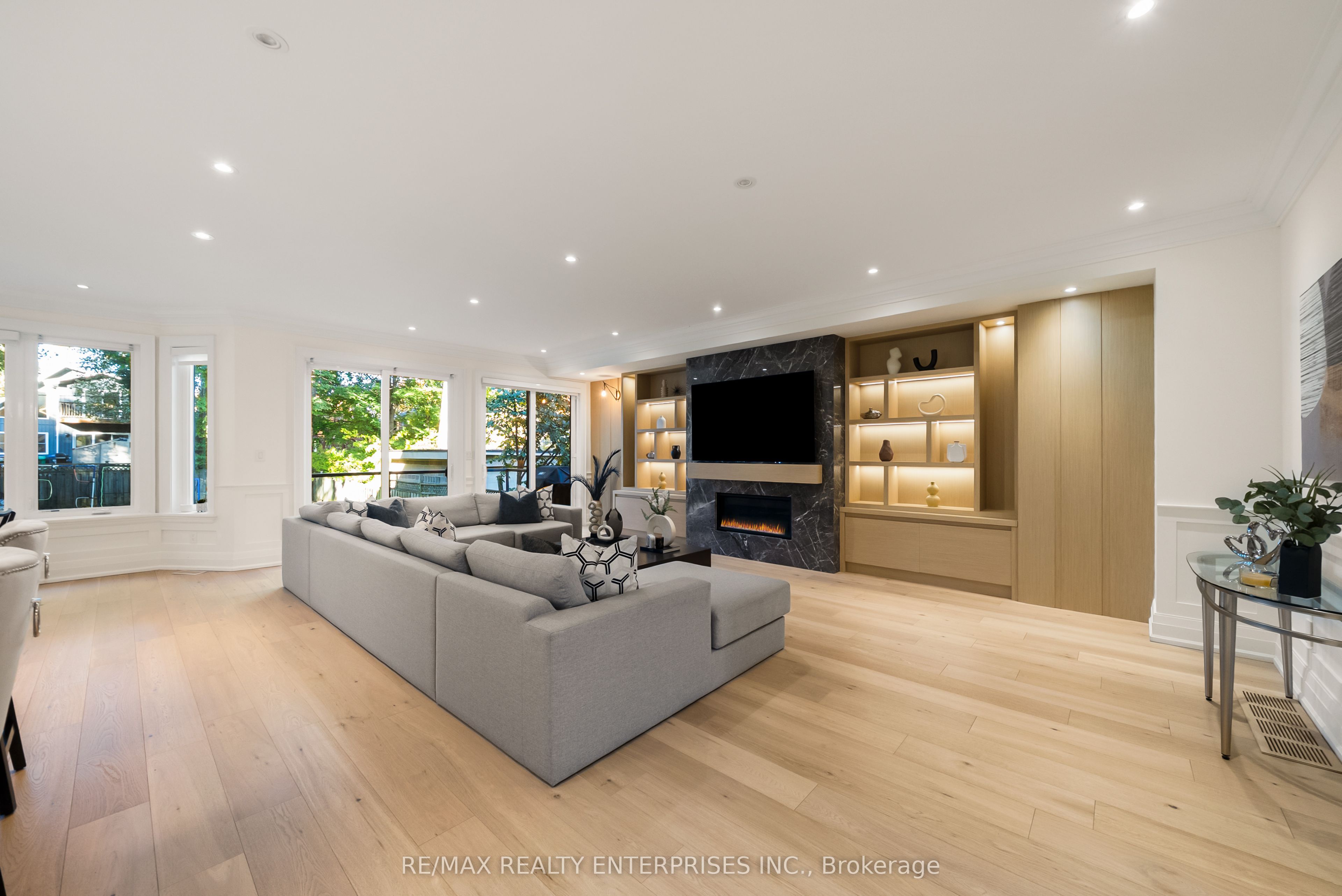 43 Ben Machree Drive Property Photo 19