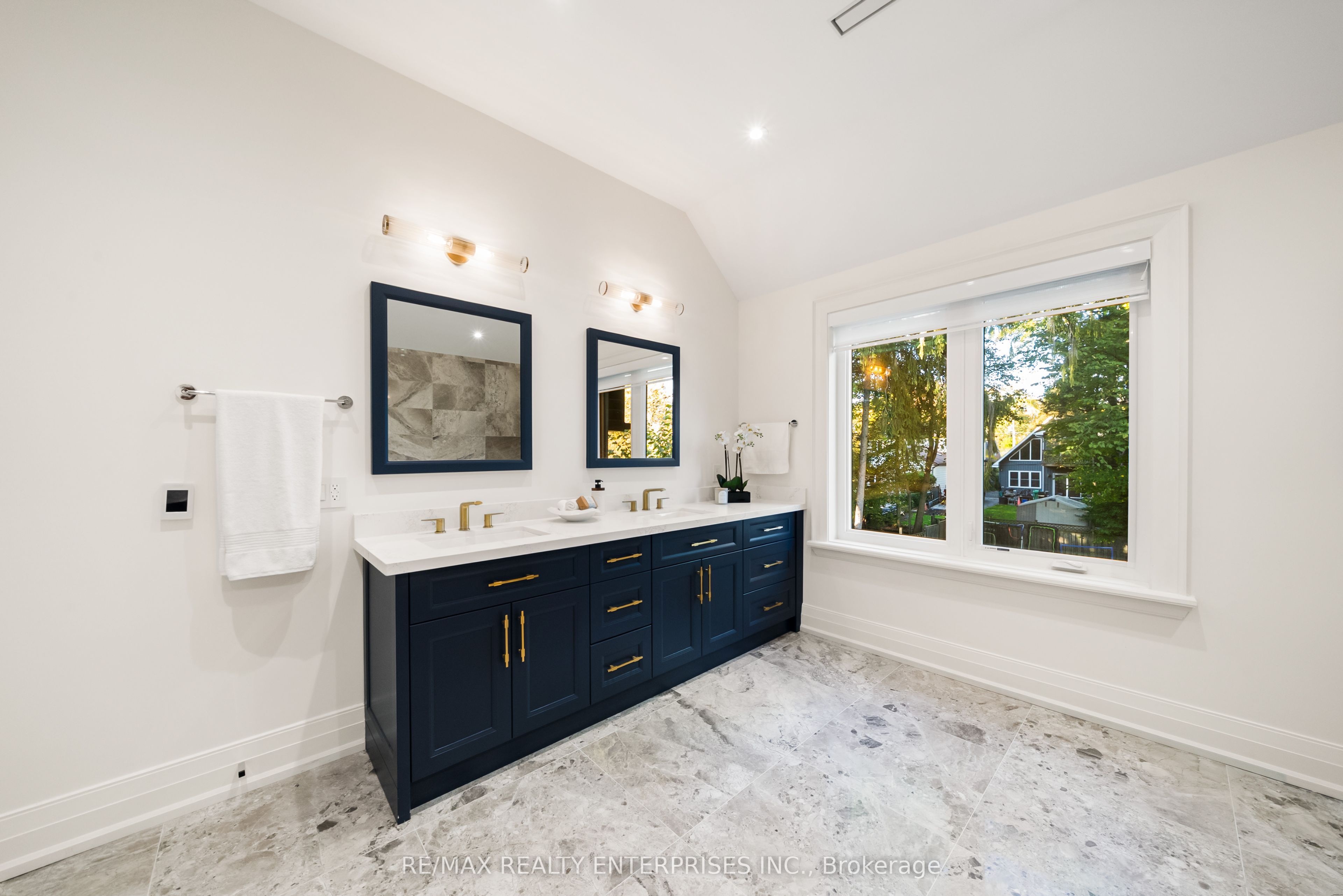 43 Ben Machree Drive Property Photo 28