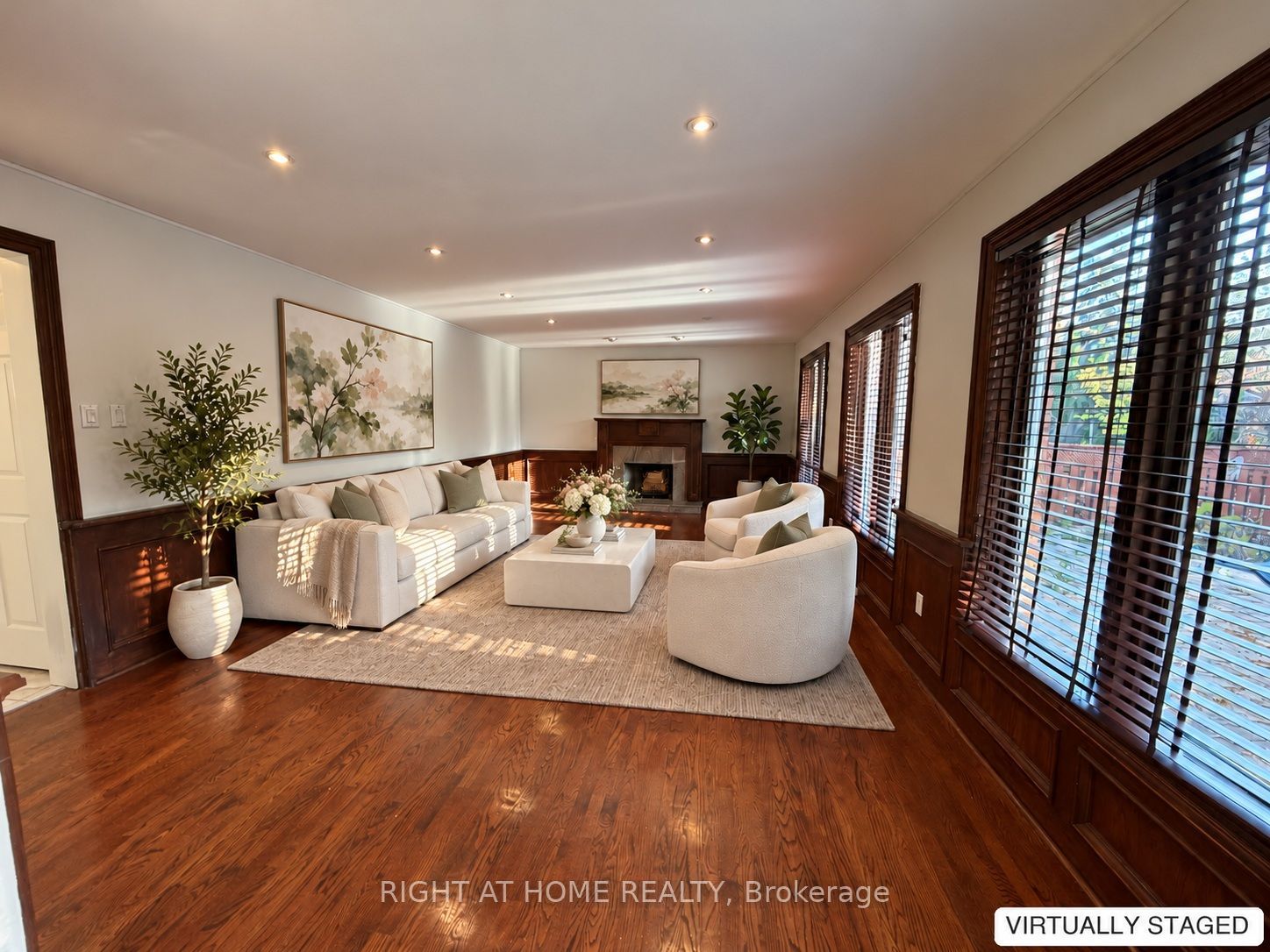 1466 Bayshire Drive Property Photo 1