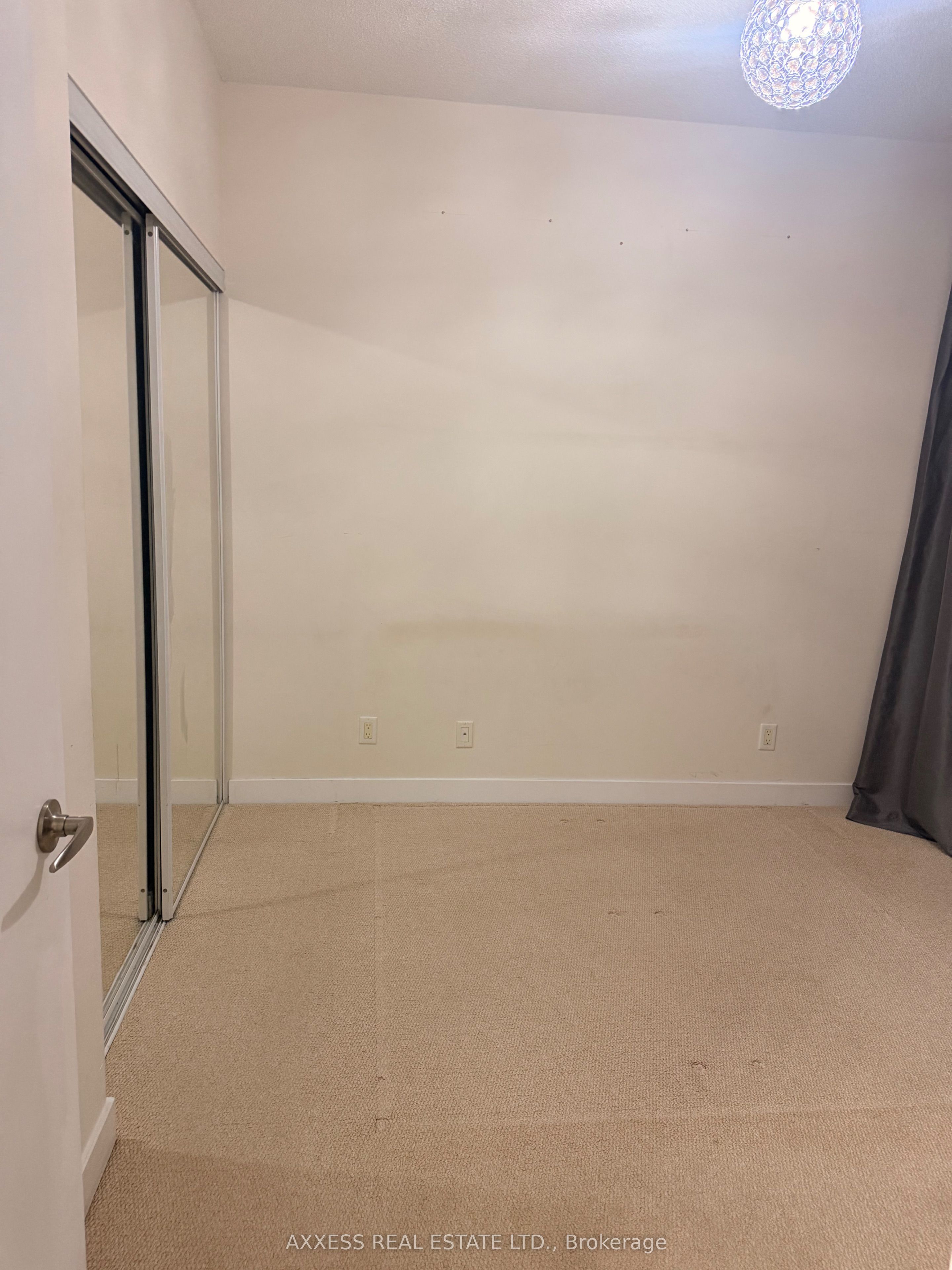 4070 Confederation Parkway 211 Property Photo 6