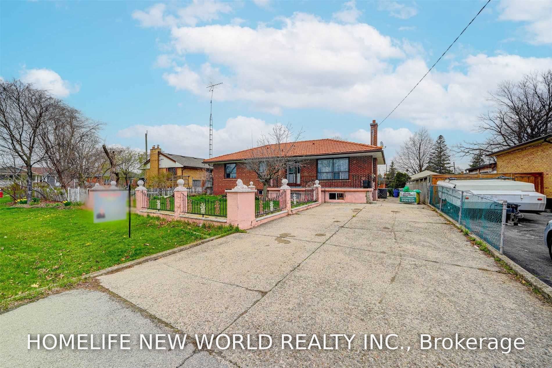349 Woodale Avenue Property Photo 1