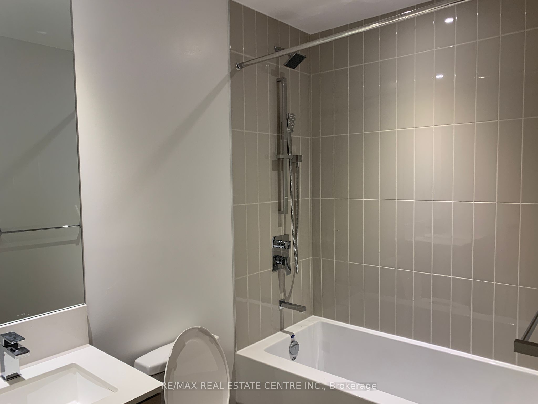 3883 Quartz Road 2409 Property Photo 8