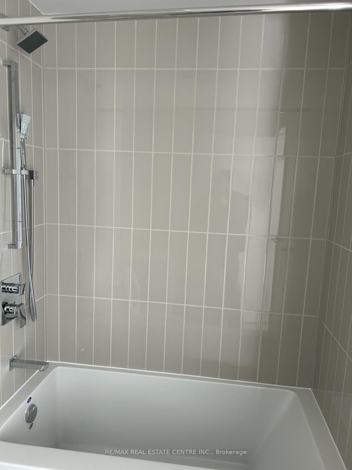 3883 Quartz Road 2409 Property Photo 13